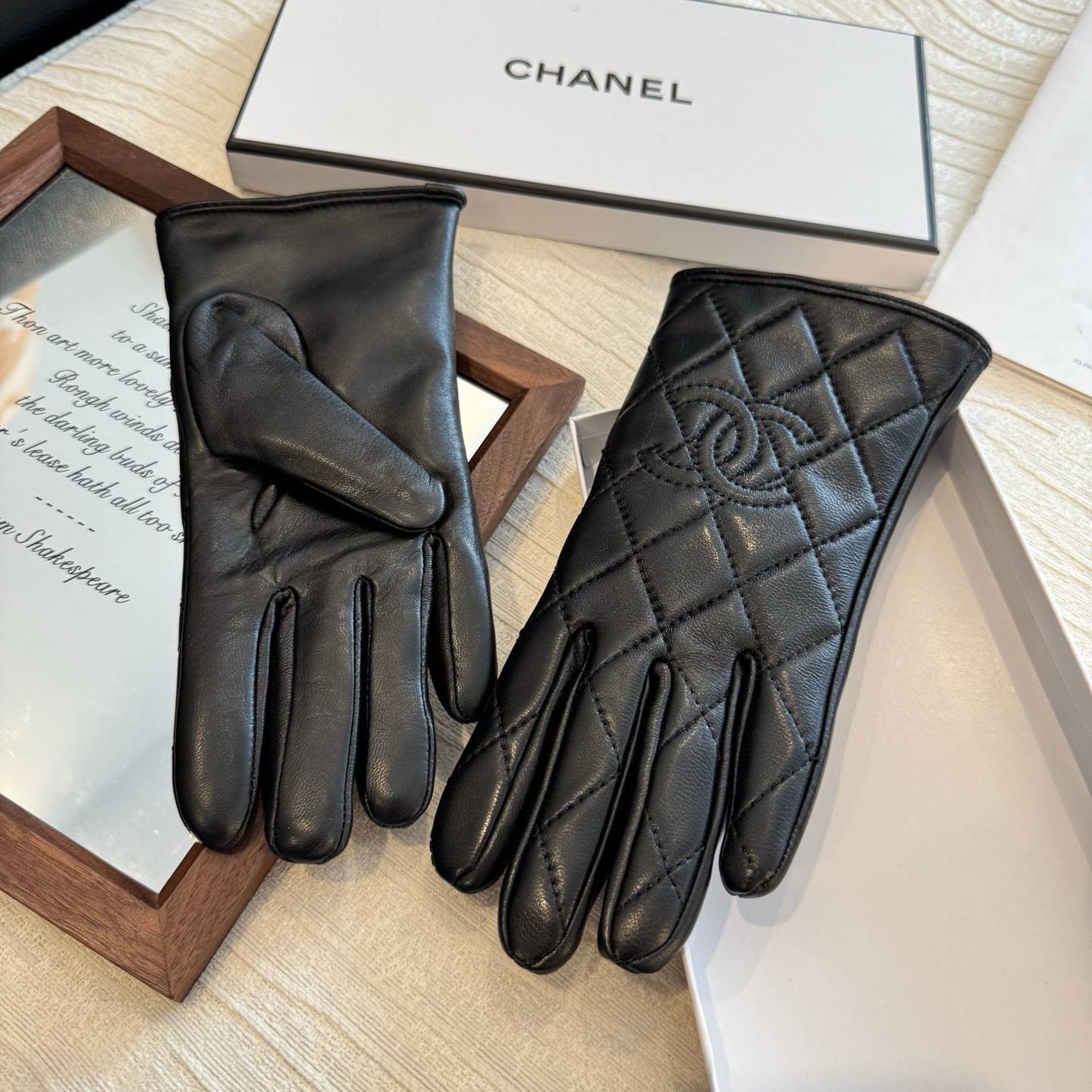 CHANEL シャネル 革手袋 本革 防寒 通勤 ブラック - 画像 10