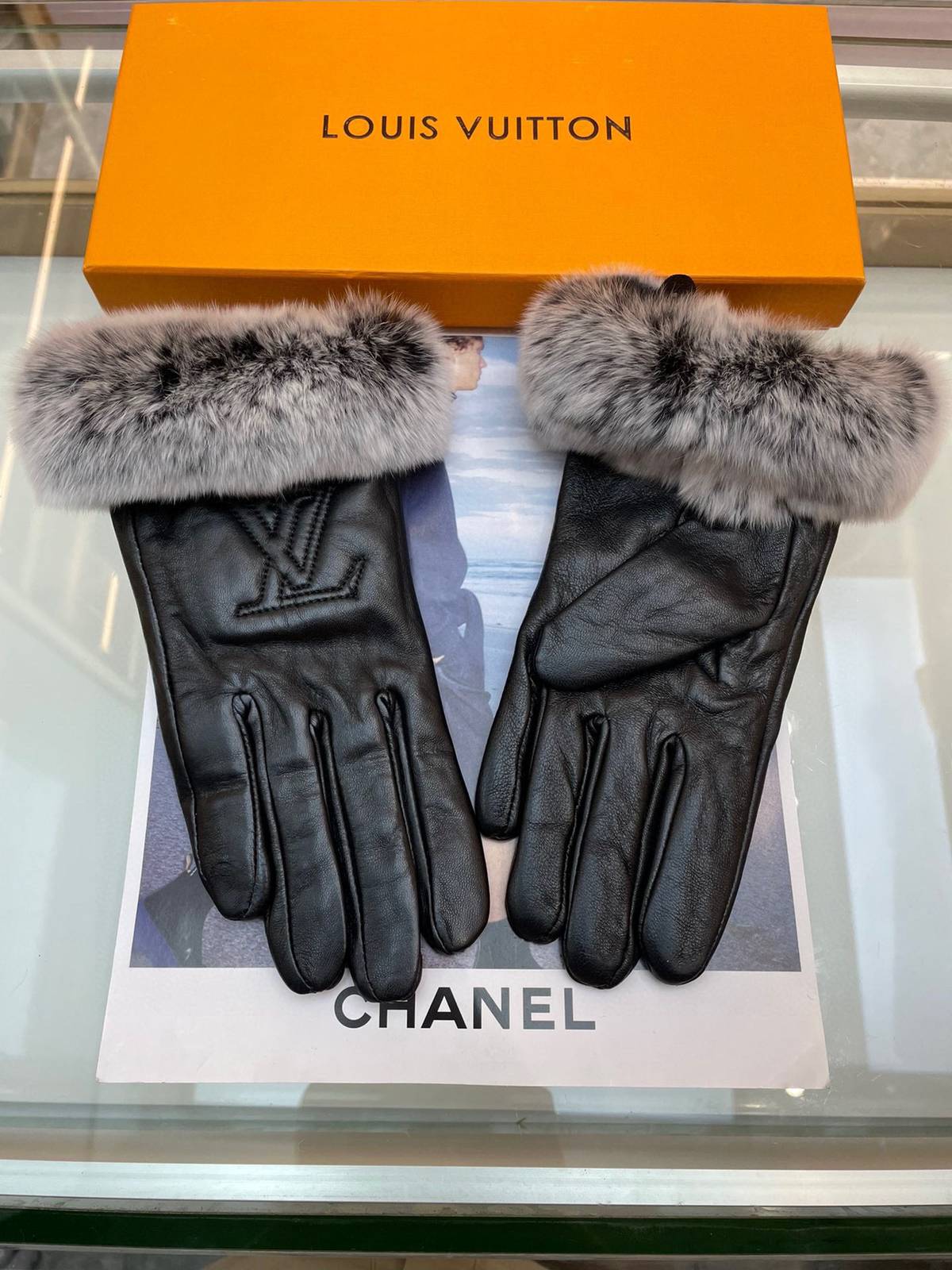 CHANEL シャネル レディース レザー手袋 本革 防寒 保温 スマホ対応 裏起毛 おしゃれ 通勤 冬 ブラック - 画像 7