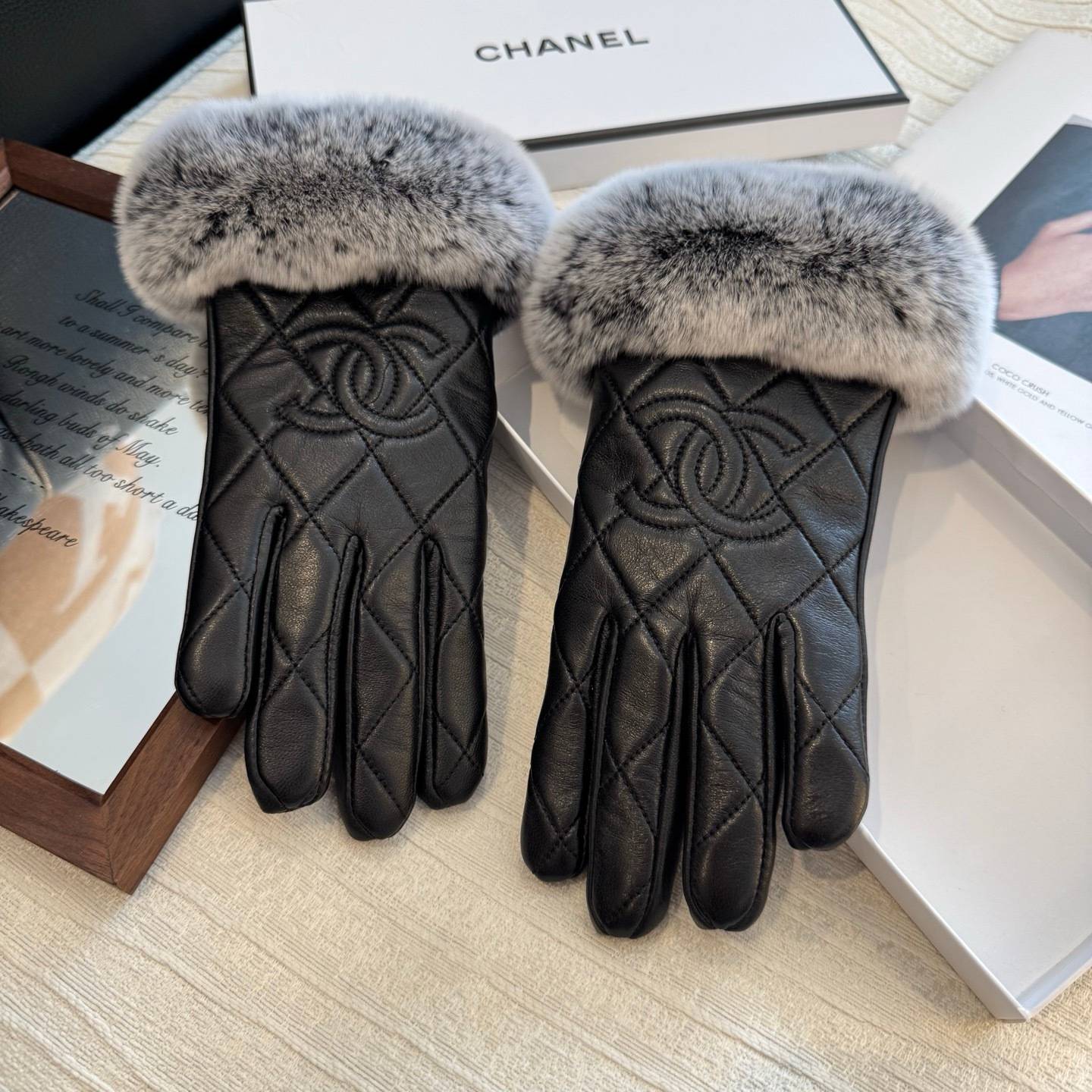 CHANEL シャネル レディース手袋 本革 レザーグローブ 防寒 毛皮 通勤 ブラウン - 画像 7