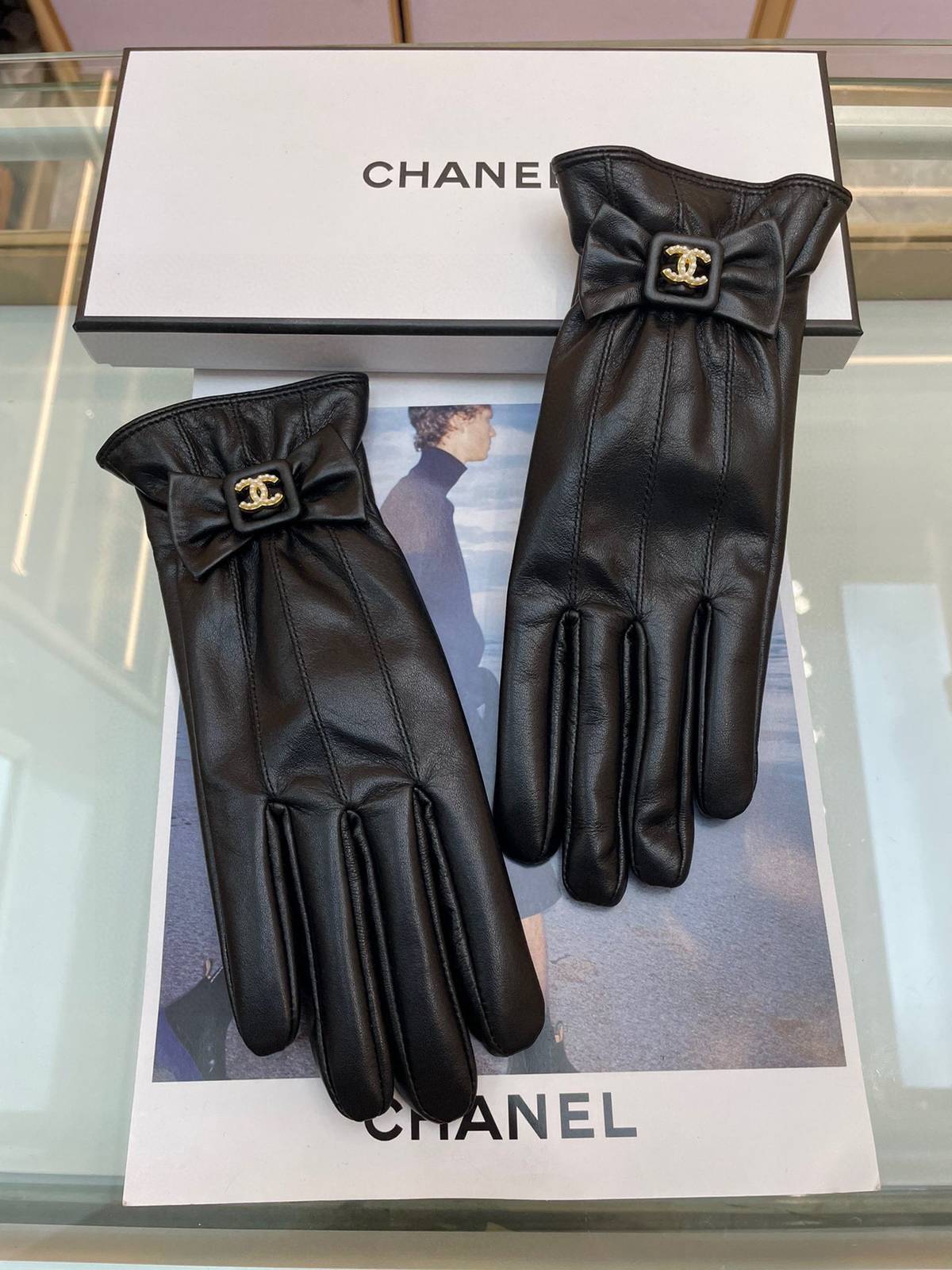 CHANEL シャネル 本革手袋 高級 防寒 山茶花 双C 通勤 レディース ブラック ブラウン - 画像 7