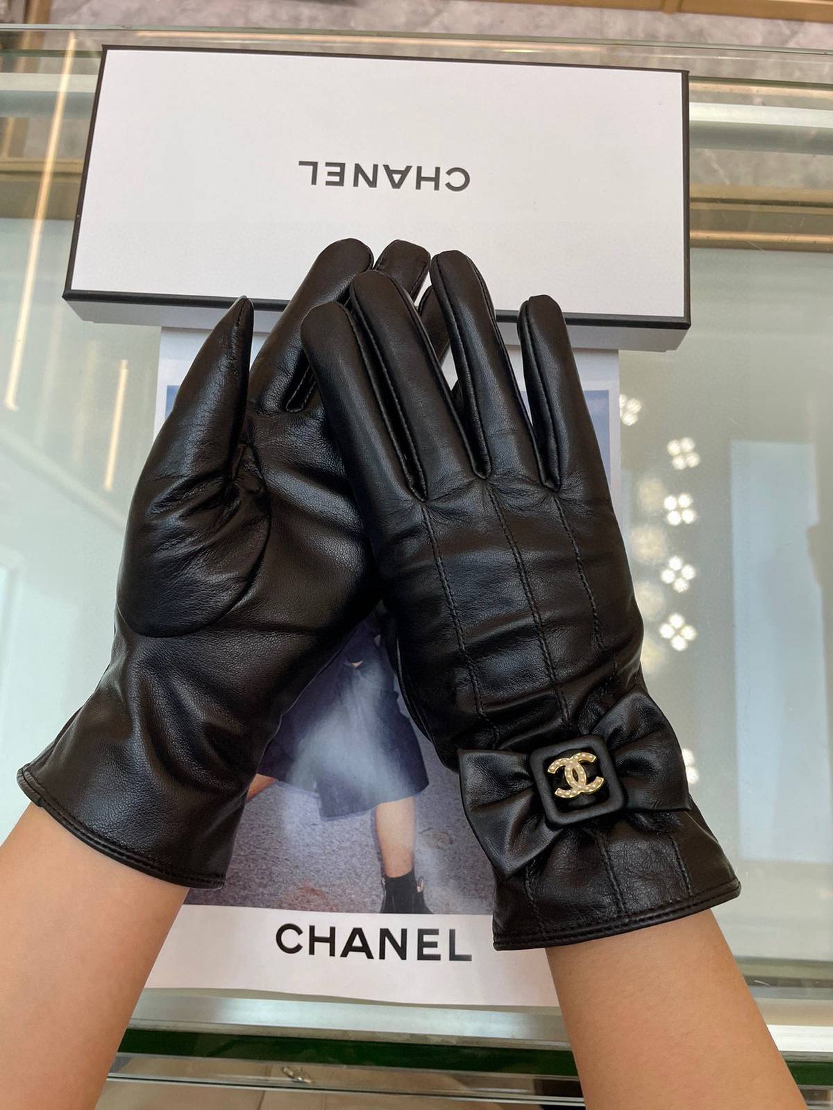 CHANEL シャネル 本革手袋 高級 防寒 山茶花 双C 通勤 レディース ブラック ブラウン - 画像 8