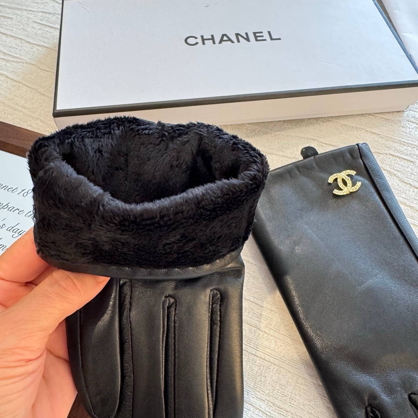 CHANEL シャネル レディース 本革手袋 スマホ対応 防寒 おしゃれ 高級 ブラック - 画像 9