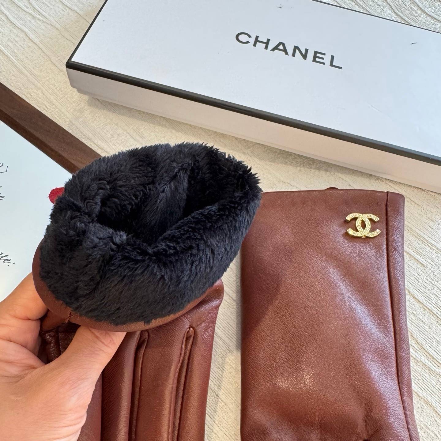 Chanel シャネル 本革手袋 レディース 防寒 保温 暖かい ブラウン ギフト プレゼント 通勤 通学 - 画像 1
