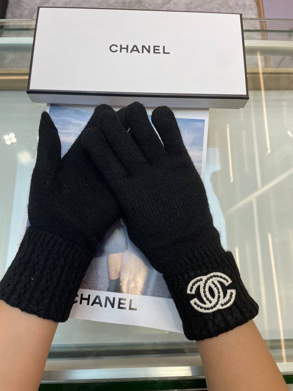 CHANEL シャネル ニット手袋 秋冬 防寒 ロゴ 本物 ブラック 高品質 - 画像 3
