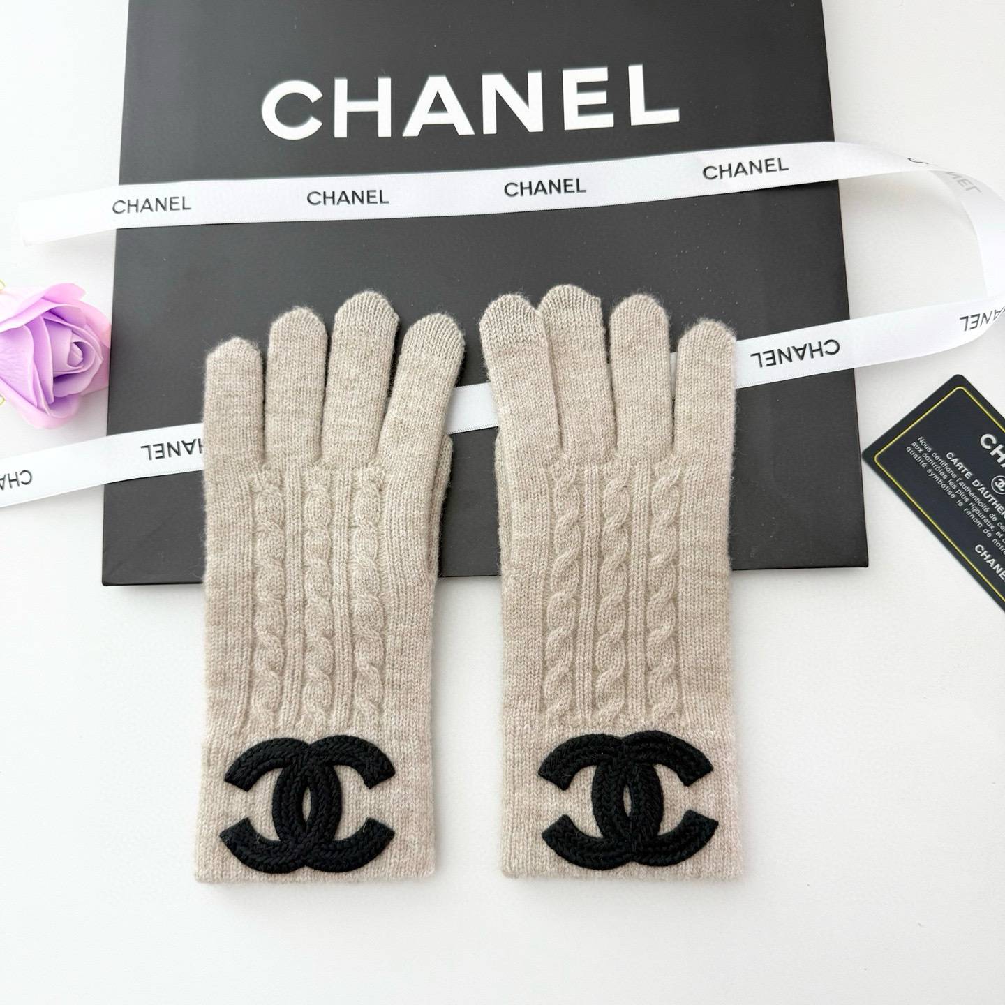 CHANEL シャネル 手袋 グローブ カシミアニット 編み込み 防寒 保温 通勤 ギフト ベージュ ブラック - 画像 2