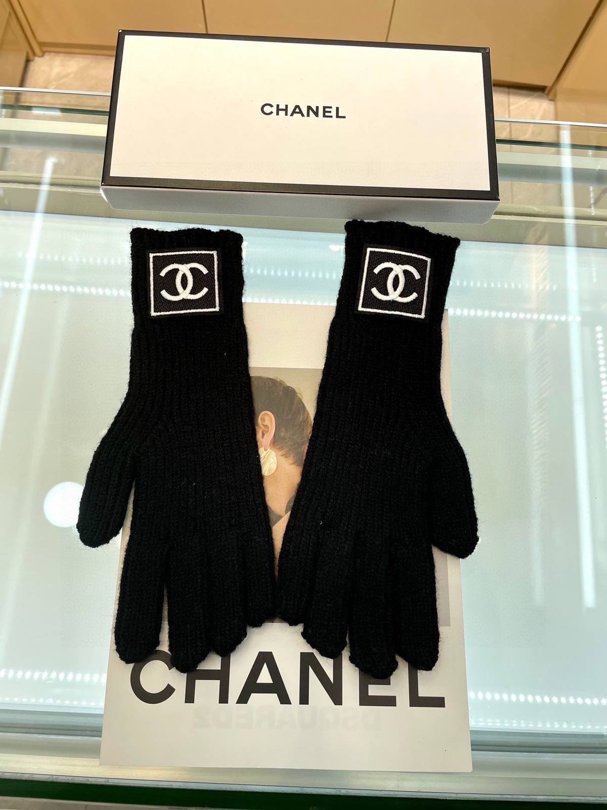 CHANEL シャネル ニット手袋 レディース スマホ対応 防寒 手袋 通勤 おしゃれ ホワイト 秋冬 高級感 - 画像 6