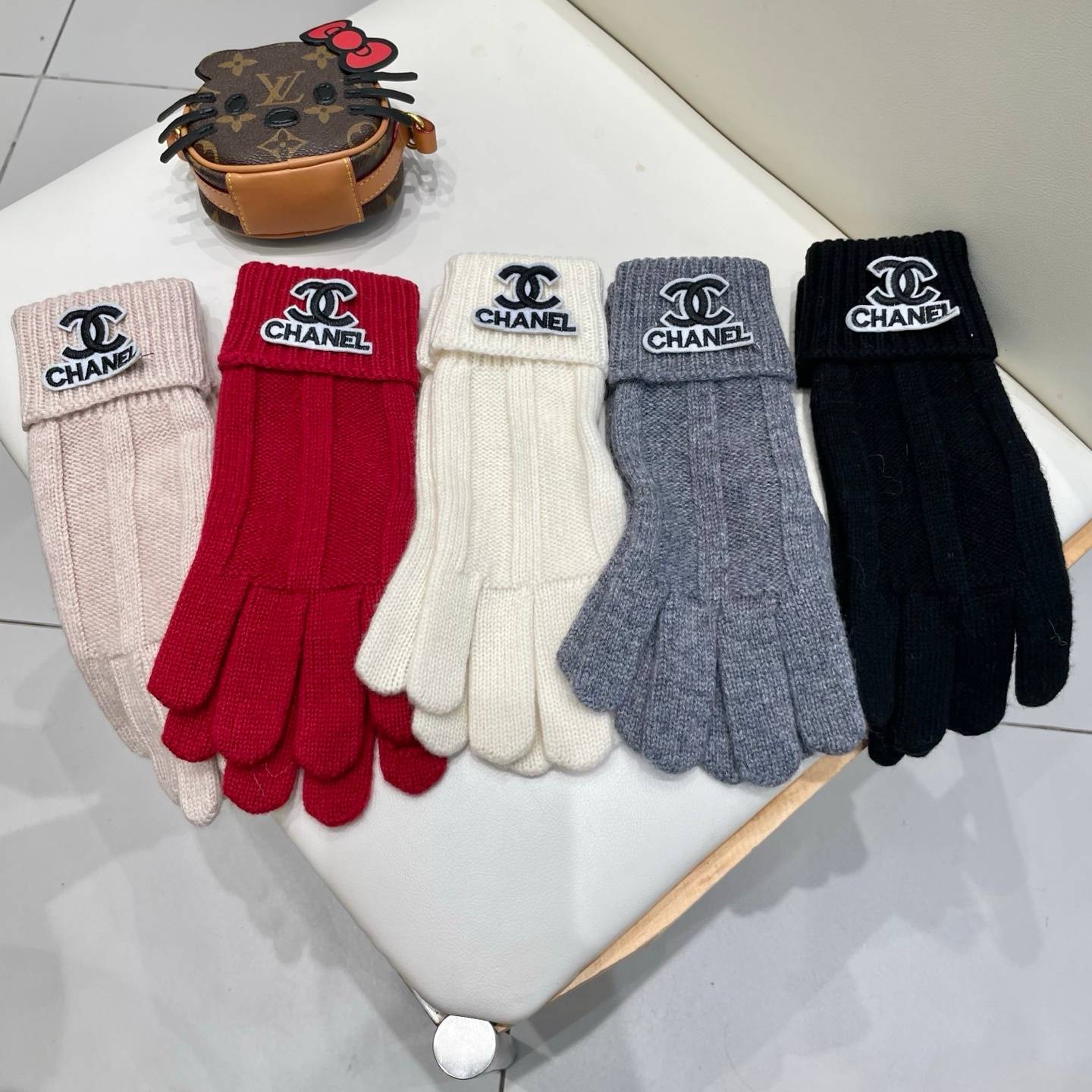 CHANEL シャネル ニット手袋 防寒 通勤 高級 レッド - 画像 4