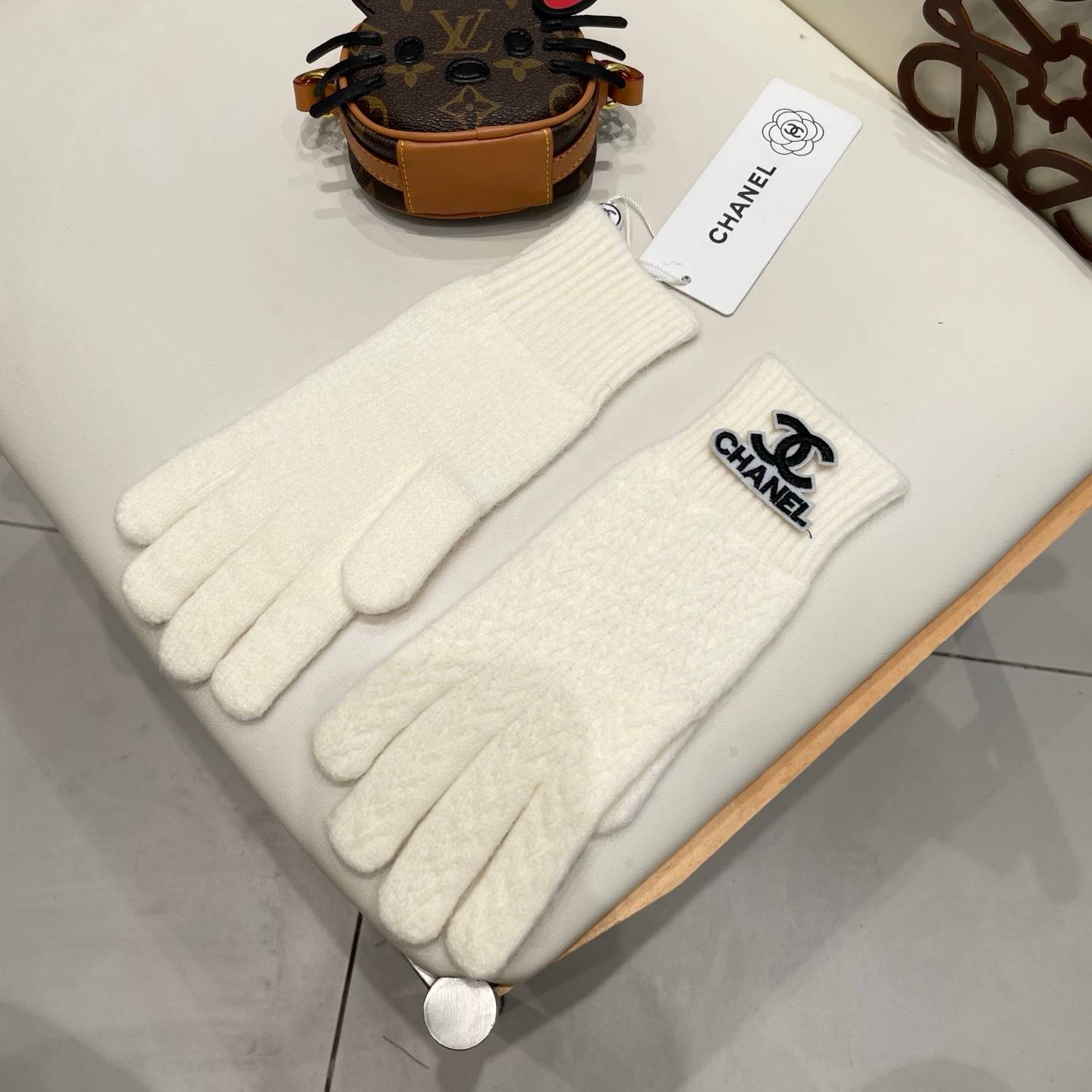 CHANEL シャネル ニット手袋 レディース 高級 防寒 おしゃれ レッド - 画像 4