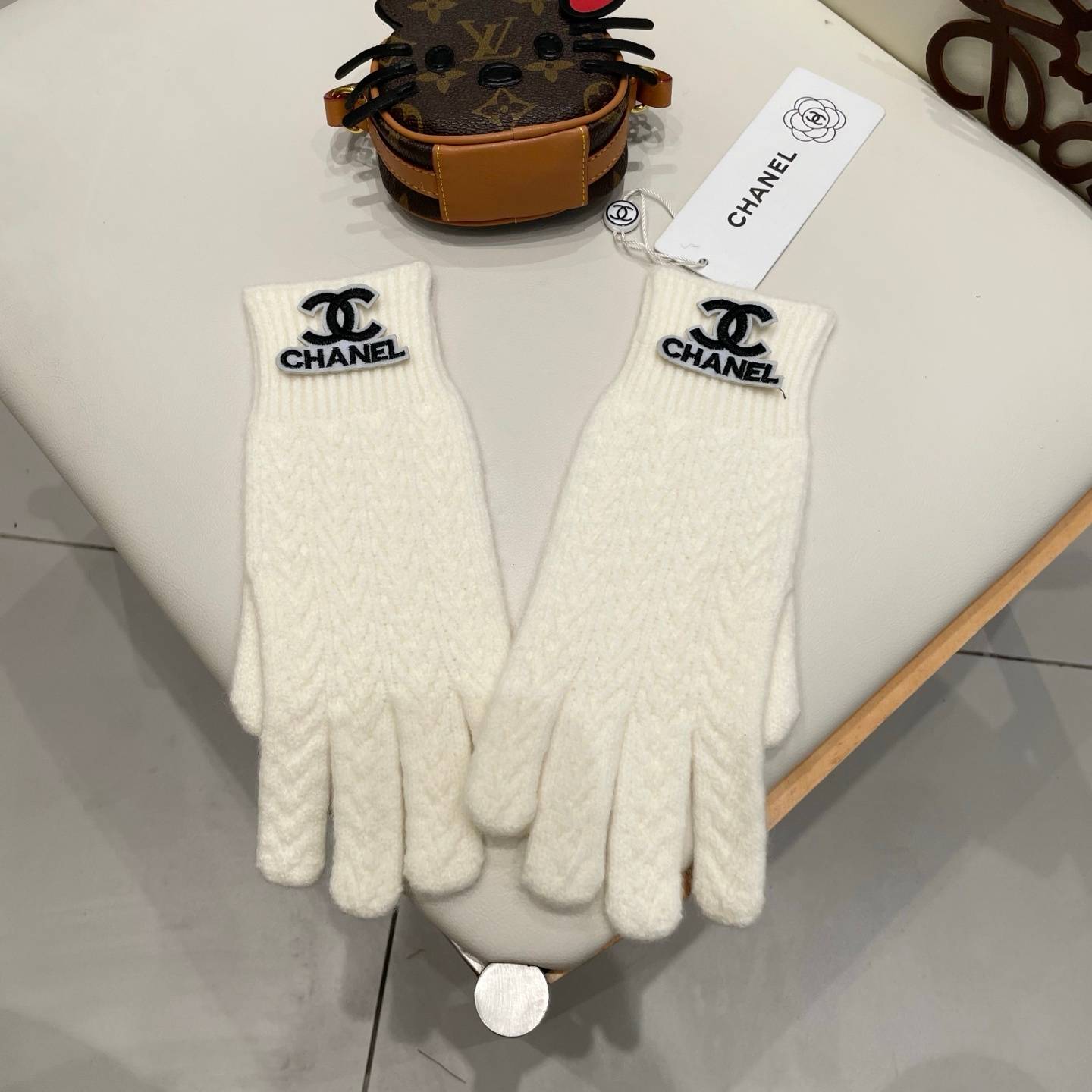CHANEL シャネル ニット手袋 レディース 高級 防寒 おしゃれ レッド - 画像 5