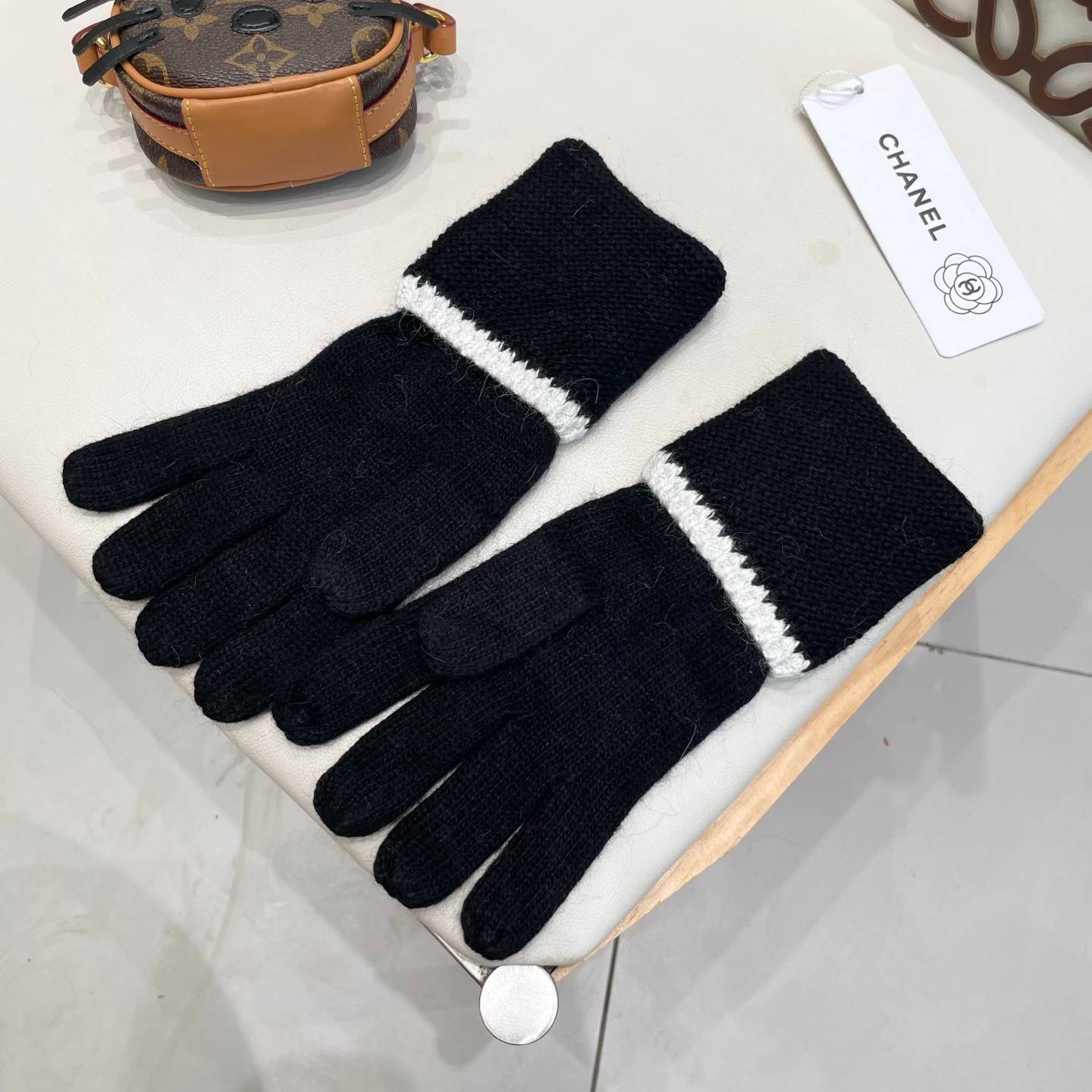 CHANEL シャネル ニット手袋 レディース 高級 防寒 おしゃれ レッド - 画像 11