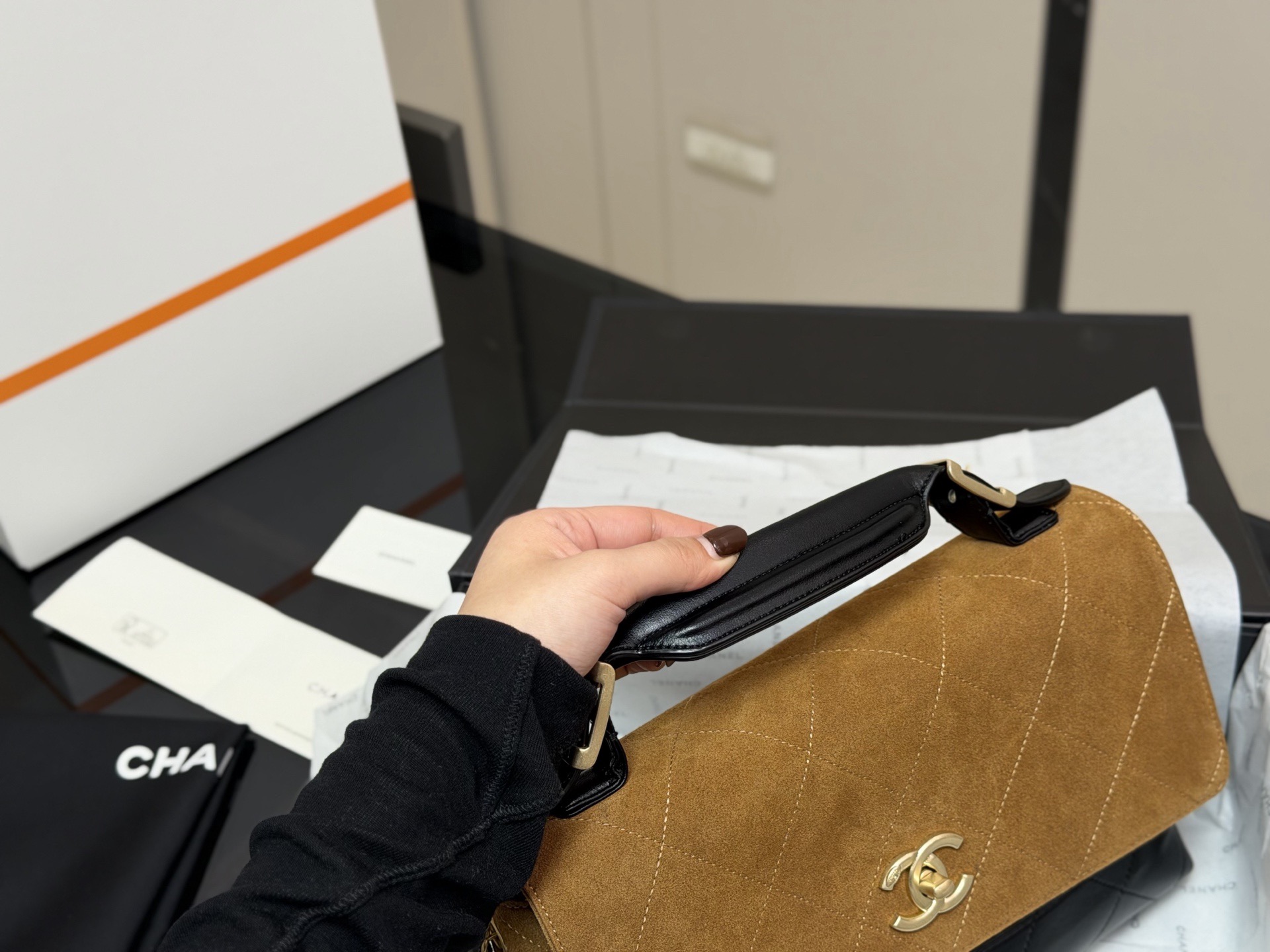 CHANEL シャネル ホーボー バッグ トート バッグ  ボーリング  ラゲージバッグ  💼✨ - 画像 3