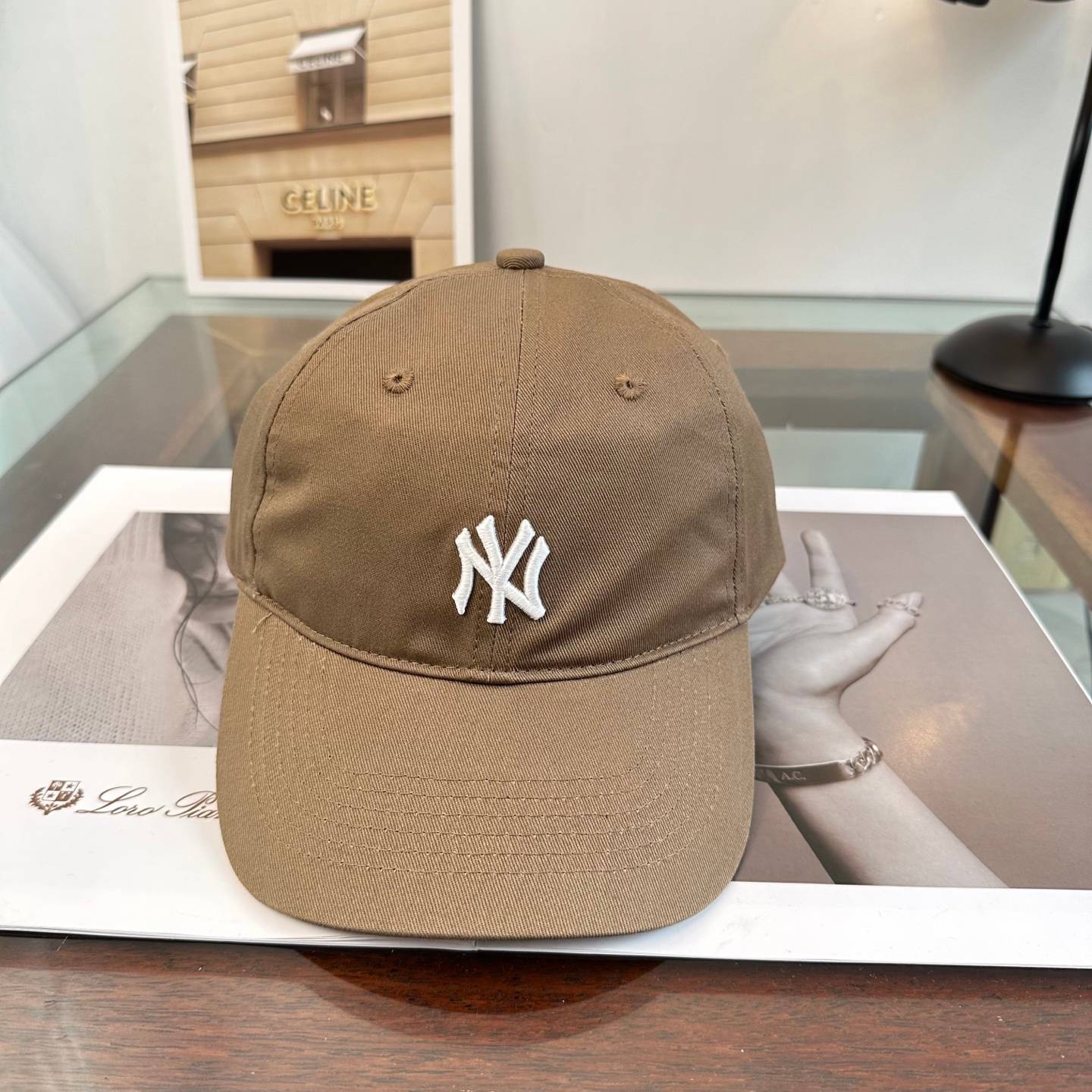 NEW ERA ニューエラ キャップ ベースボールキャップ ロゴ刺繍 メッシュ構造 ストリート サイズ調整可能 ブラック ホワイト ネイビー ベージュ カーキ - 画像 6