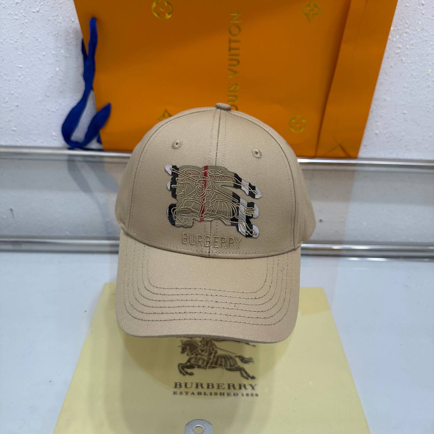 BURBERRY バーバリー キャップ ベースボールキャップ ロゴ刺繍 チェック柄 コットン ストリート メンズ レディース ユニセックス - 画像 13