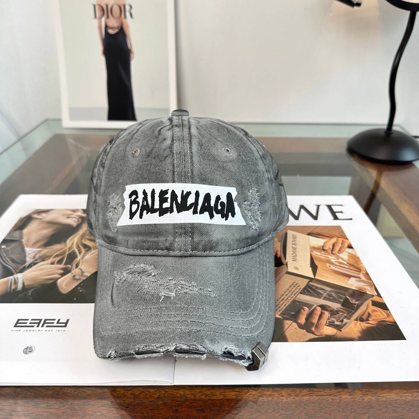 BALENCIAGA バレンシアガ キャップ ロゴ刺繍 メッシュキャップ デニム ワッペン ストリート サイズ調整可能 ブラック ホワイト ネイビー ベージュ - 画像 4