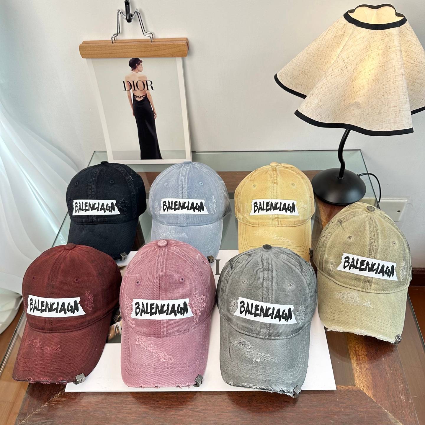 BALENCIAGA バレンシアガ キャップ ロゴ刺繍 メッシュキャップ デニム ワッペン ストリート サイズ調整可能 ブラック ホワイト ネイビー ベージュ - 画像 7
