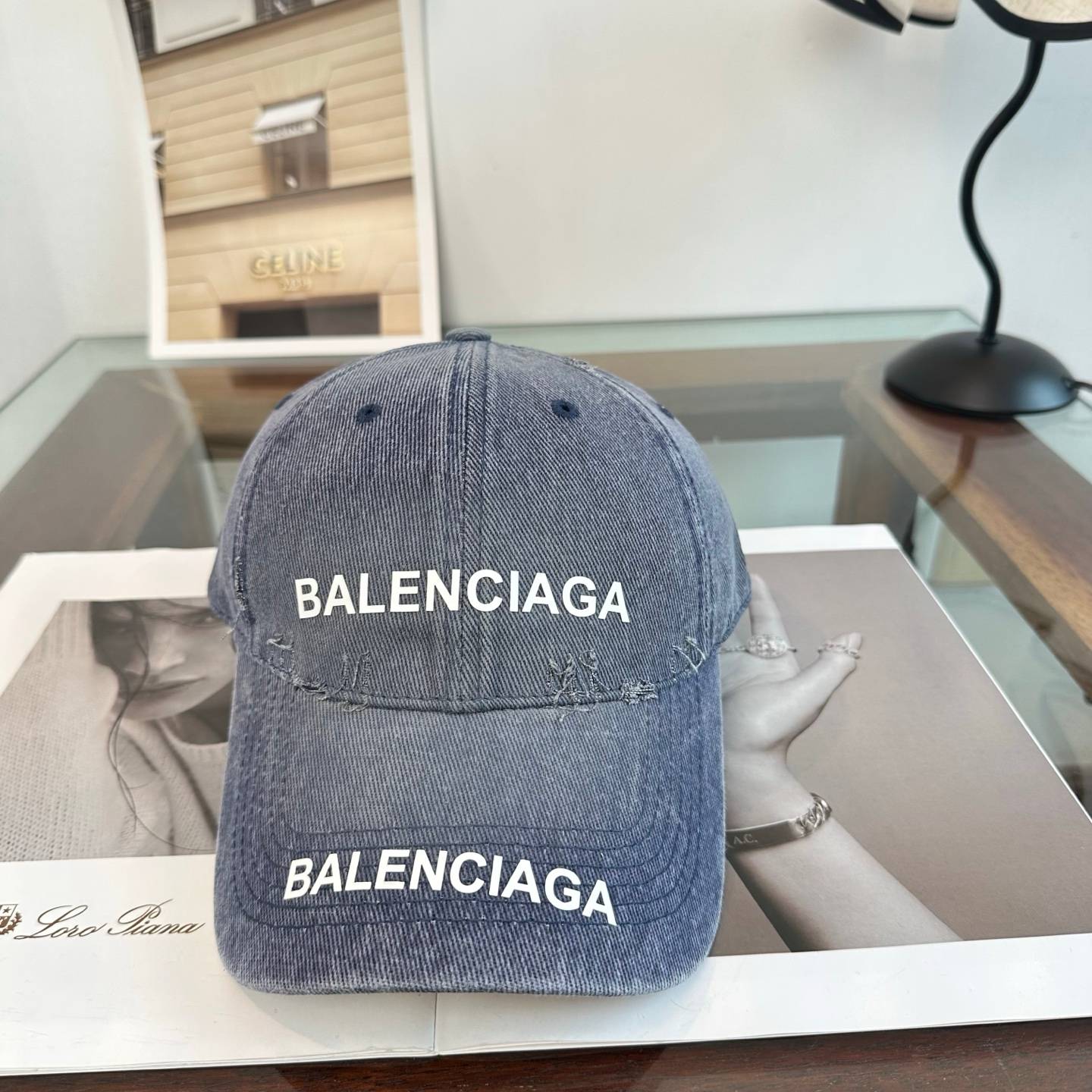 BALENCIAGA バレンシアガ キャップ ベースボールキャップ ロゴ刺繍 ローキャップ コットン ウォッシュド ストリート ユニセックス - 画像 3