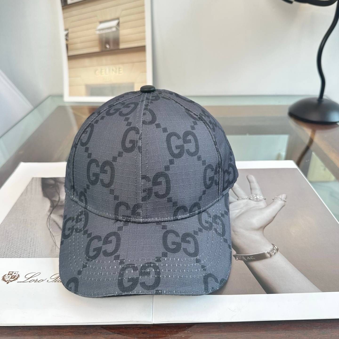 GUCCI グッチ ベースボールキャップ ロゴ刺繍 ローキャップ コットン ストリート ユニセックス ブラック ホワイト ネイビー カーキ ベージュ - 画像 5