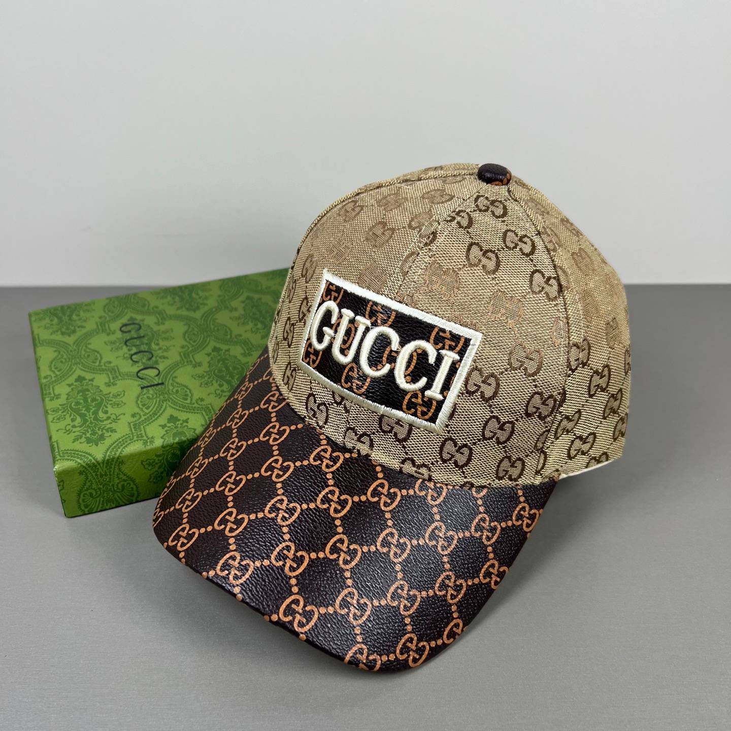 GUCCI グッチ ベースボールキャップ ロゴ刺繍 ローキャップ コットン ストリート ユニセックス ブラック ホワイト ネイビー カーキ ベージュ - 画像 7