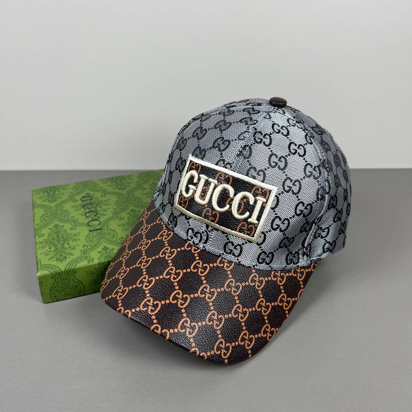 GUCCI グッチ ベースボールキャップ ロゴ刺繍 ローキャップ コットン ストリート ユニセックス ブラック ホワイト ネイビー カーキ ベージュ - 画像 9