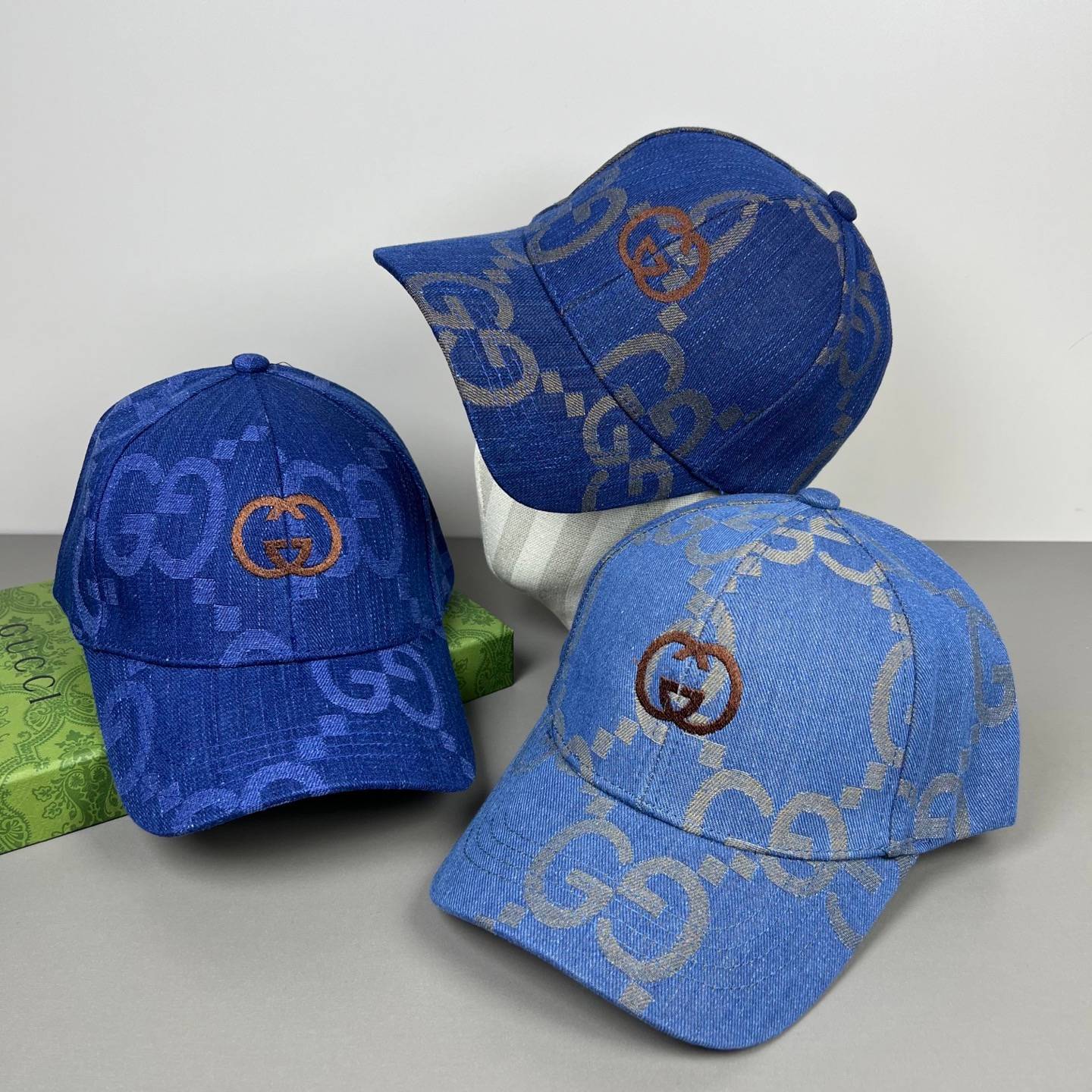 GUCCI グッチ ベースボールキャップ ロゴ刺繍 デニム ローキャップ ストリート ユニセックス ブラック - 画像 5