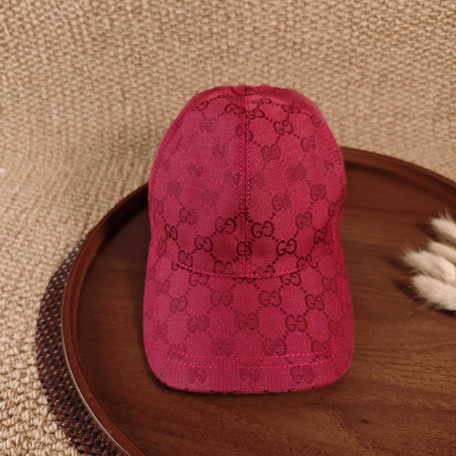 GUCCI グッチ ベースボールキャップ ロゴ刺繍 ローキャップ コットン カジュアル ストリート ユニセックス - 画像 3