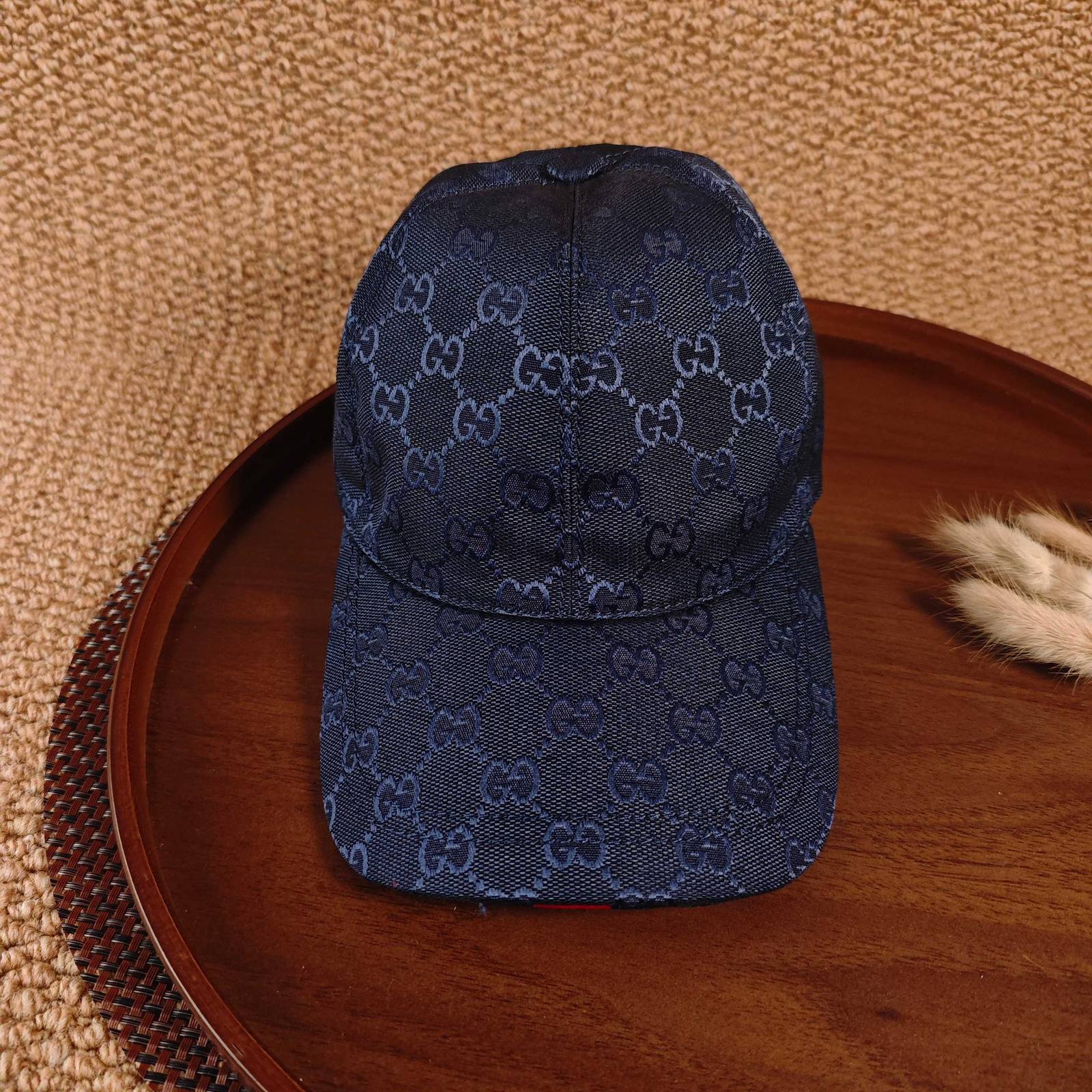 GUCCI グッチ ベースボールキャップ ロゴ刺繍 ローキャップ コットン カジュアル ストリート ユニセックス - 画像 9