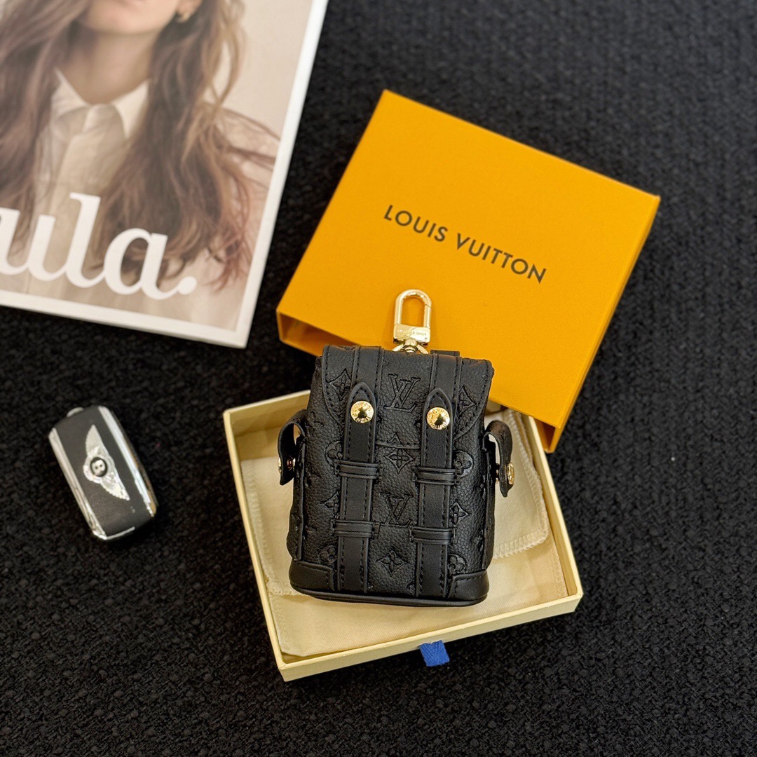 ルイヴィトン 　LOUIS VUITTON　バックパック「クリストファー」　ビジューサック　ミニクリストファー　モノグラム　LVポーチ　キーリング付ポーチ　チャーム　キーホルダー - 画像 3