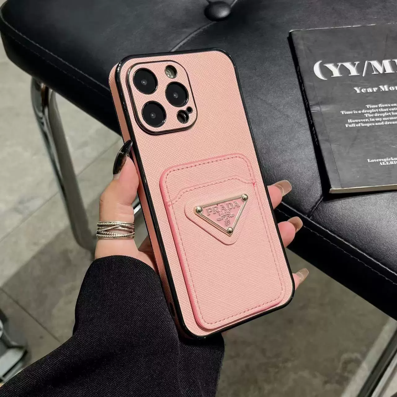 iPhoneケースプラダ マルチポケットスマホケース 1色入 📱 - 画像 6