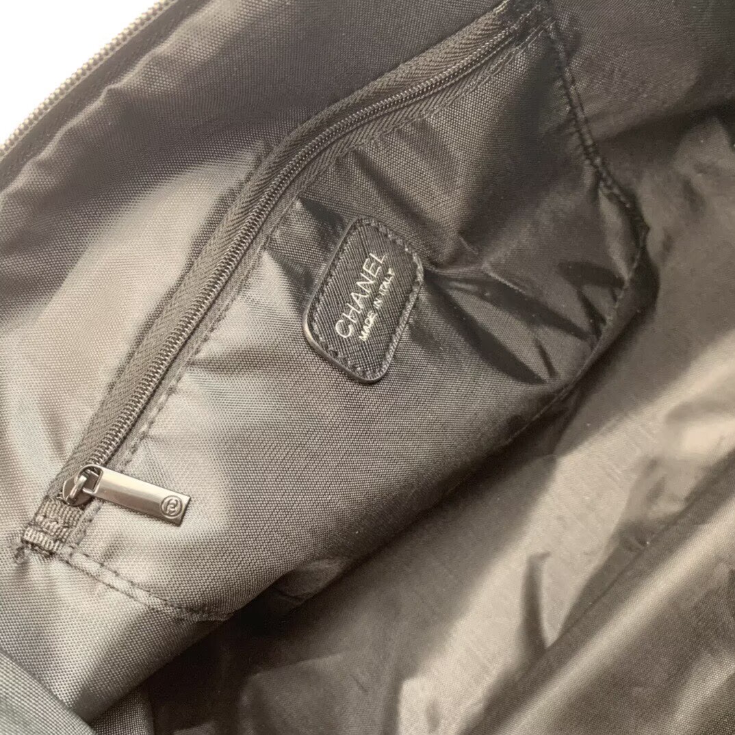 シャネル　CHANEL　レディースバッグ　旅行バッグ　ボストンバッグ　大容量　ブラック　ハンドバッグ　ココマーク　ショルダーバッグ　ブラック金具 - 画像 7