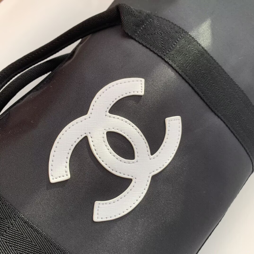 シャネル　CHANEL　レディースバッグ　旅行バッグ　ボストンバッグ　大容量　ブラック　ハンドバッグ　ココマーク　ショルダーバッグ　ブラック金具 - 画像 3