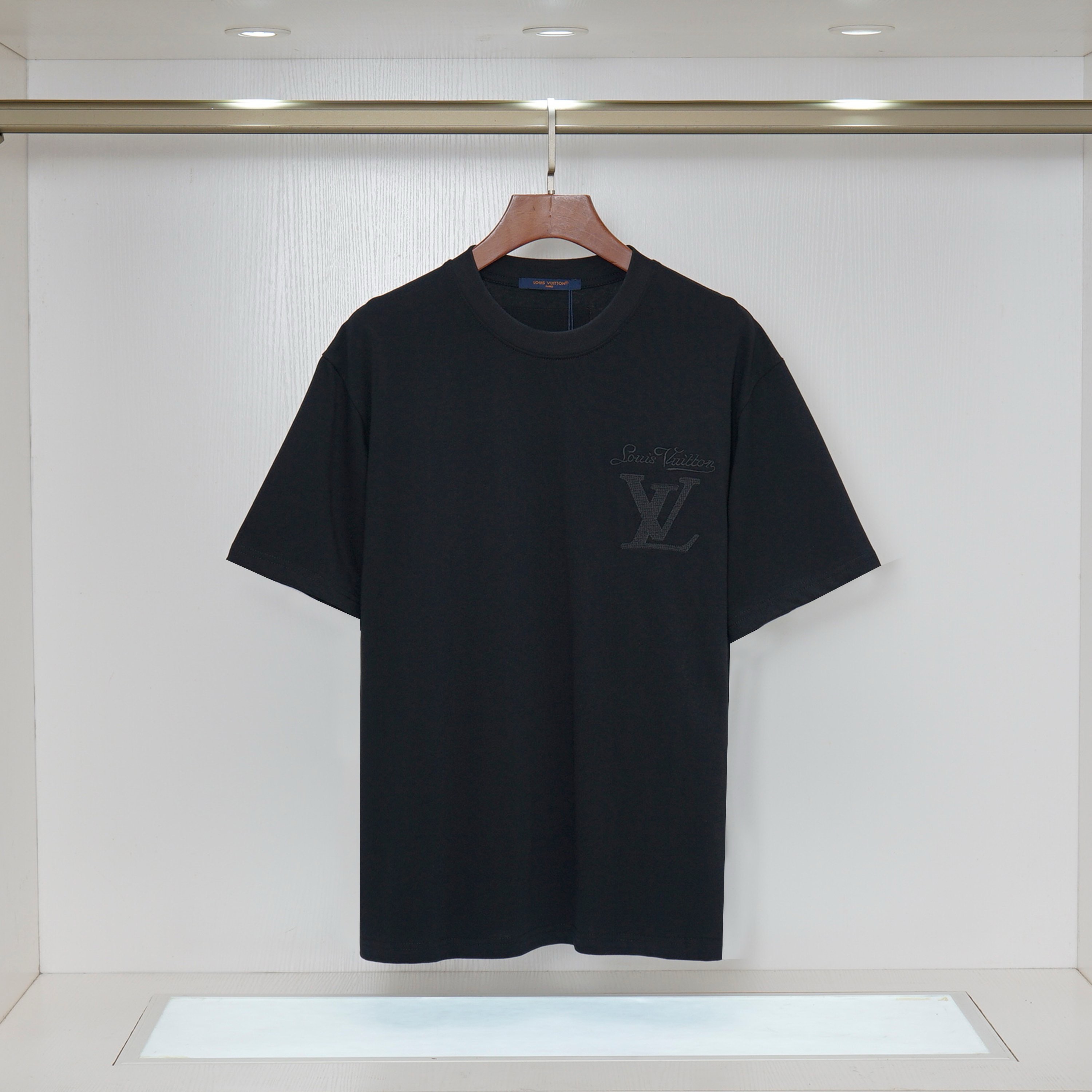 ルイヴィトン　Louis Vuitton　クルーネックTシャツ　T-Shirt　シャツ　半袖Tシャツ　メンズTシャツ　白/黒　刺繍シャツ　2色 - 画像 5