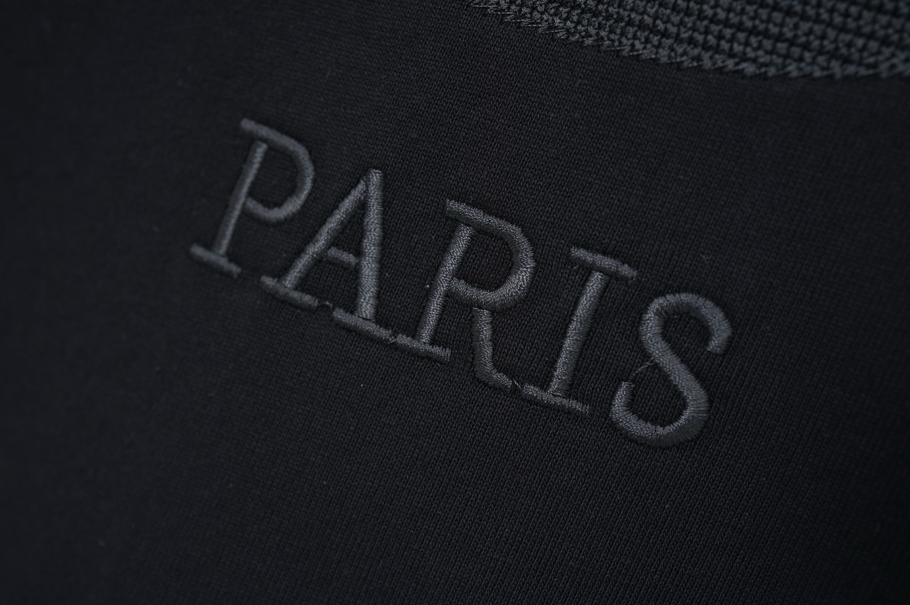 ルイヴィトン　Louis Vuitton　クルーネックTシャツ　T-Shirt　シャツ　半袖Tシャツ　メンズTシャツ　白/黒　刺繍シャツ　2色 - 画像 8