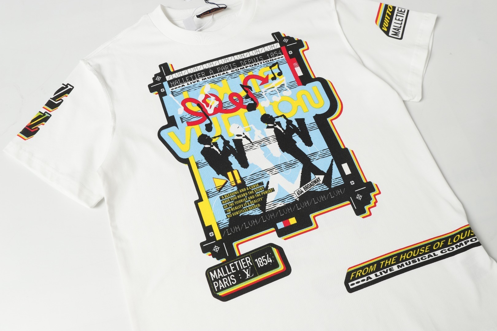 ルイヴィトン　Louis Vuitton　半袖シャツ　Ｔシャツ　ホワイト　T-Shirt　クルーネック　プリントシャツ - 画像 3
