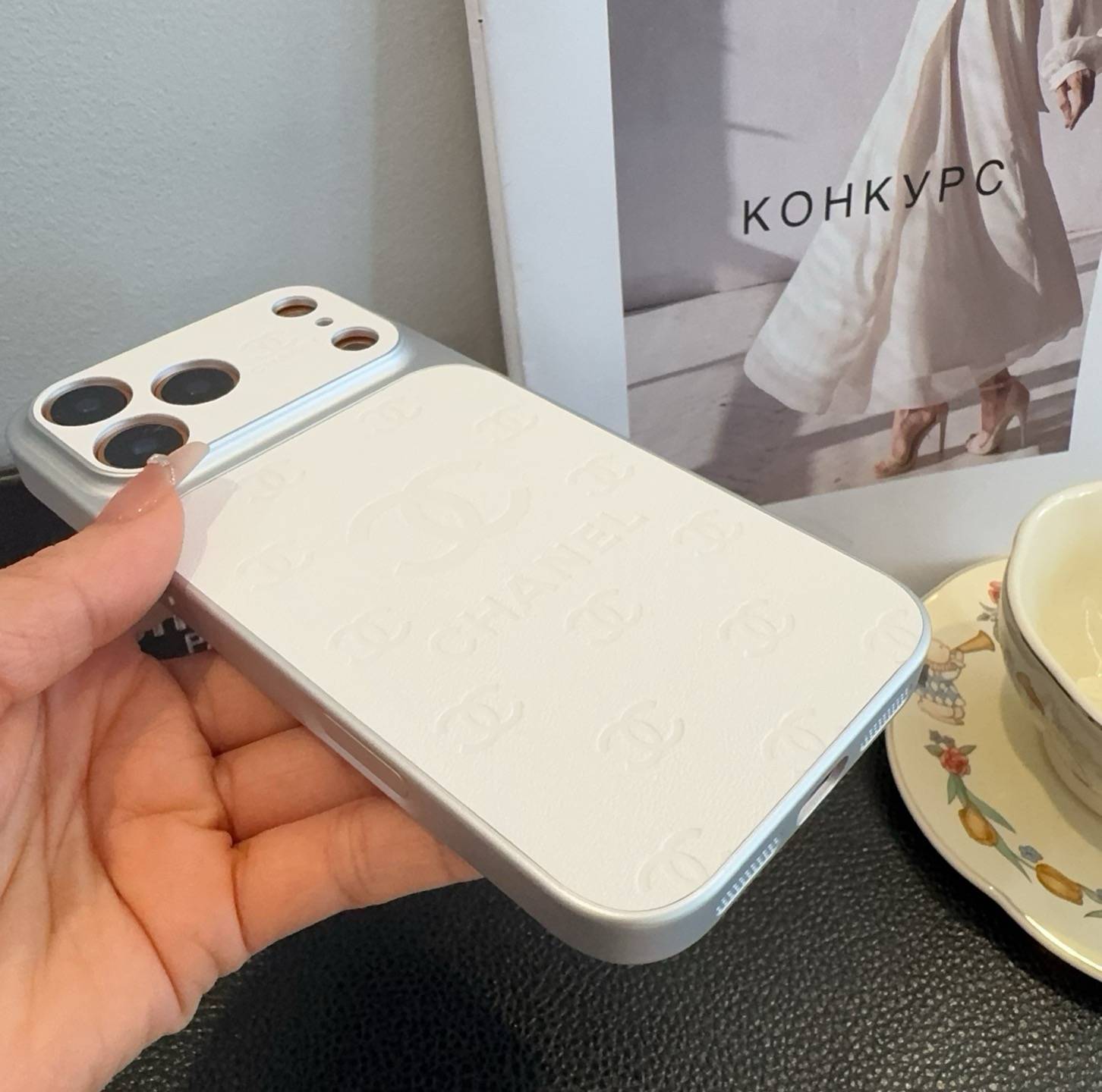 CHANEL シャネル フルカバータイプ シャネルロゴ ミニサイズ プレミアム素材 ホワイト - 画像 9