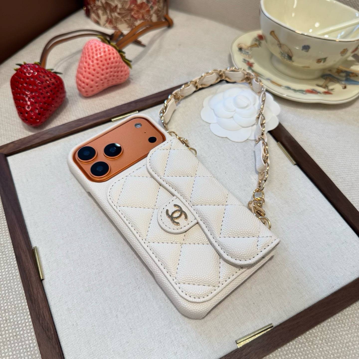 CHANEL シャネル フォンケース ファンタジー チェーン ファッション インスタ映え ホワイト - 画像 10