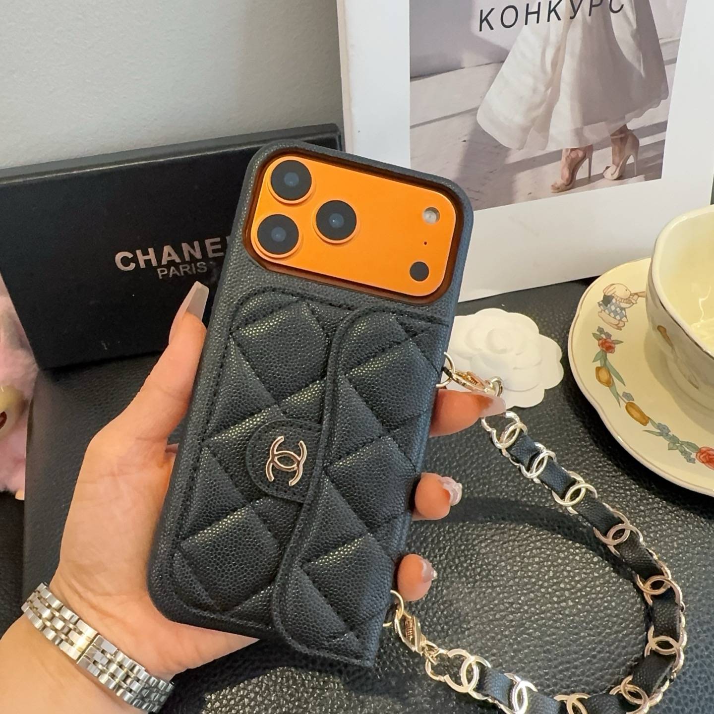 CHANEL シャネル フlipケース ファッション ブランド ロゴ ブラック オレンジ - 画像 4