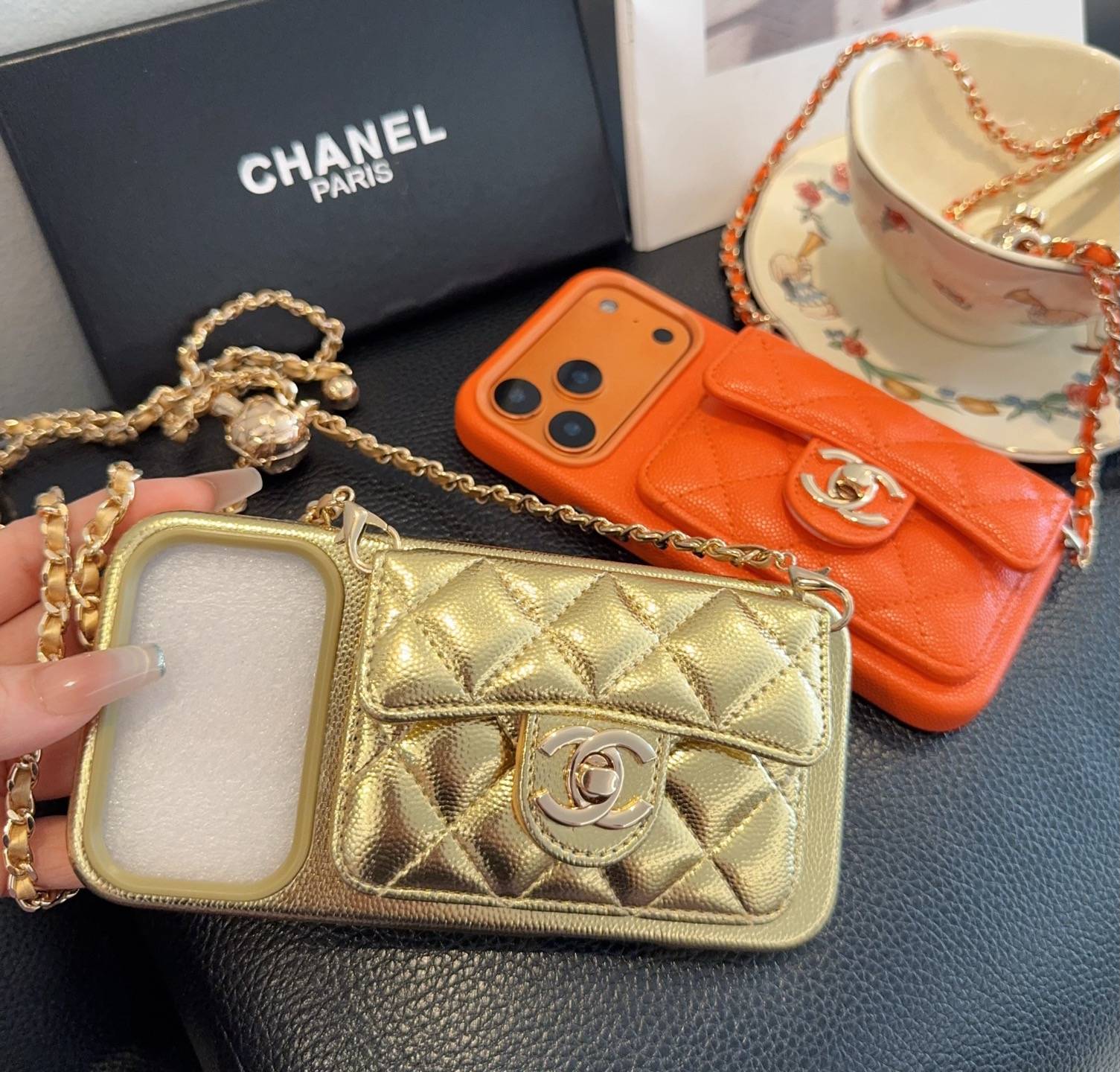 CHANEL シャネル フlipフォルダースマホケース ロゴTシャツ ココマーク 169 ホワイト - 画像 9