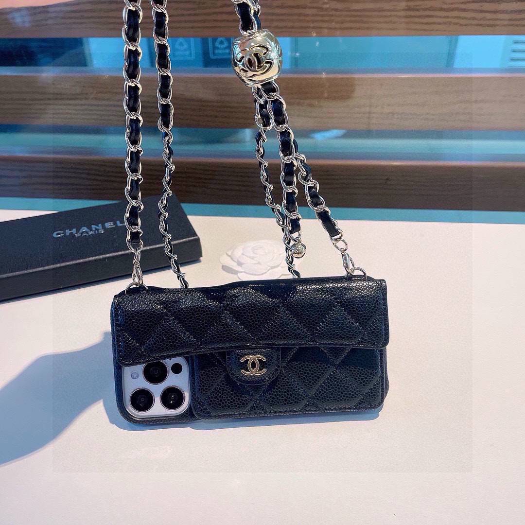 CHANEL シャネル フlipケース ファンシーチェーン プレミアムレザー ブラック