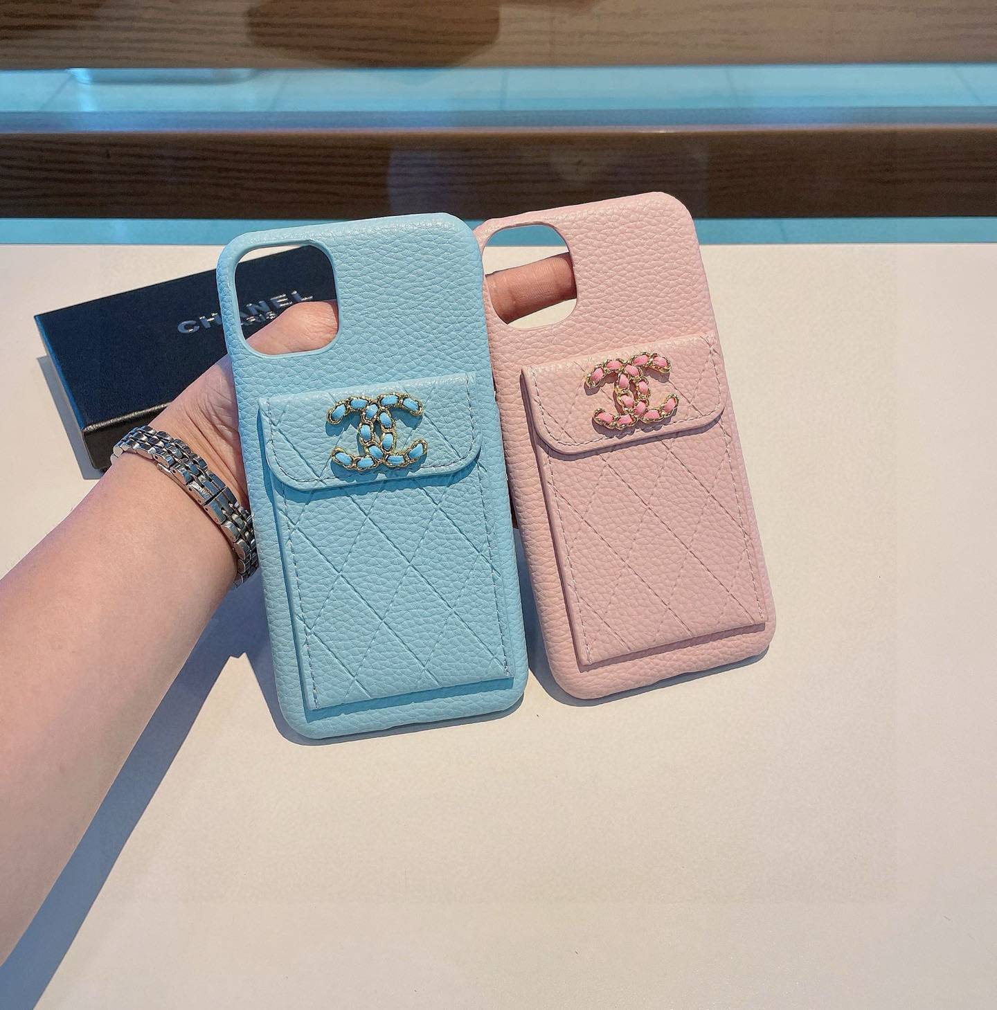CHANEL シャネル カードケース 手帳型スマホケース ロゴTシャツ ワンポイント ランダム ブルー - 画像 7