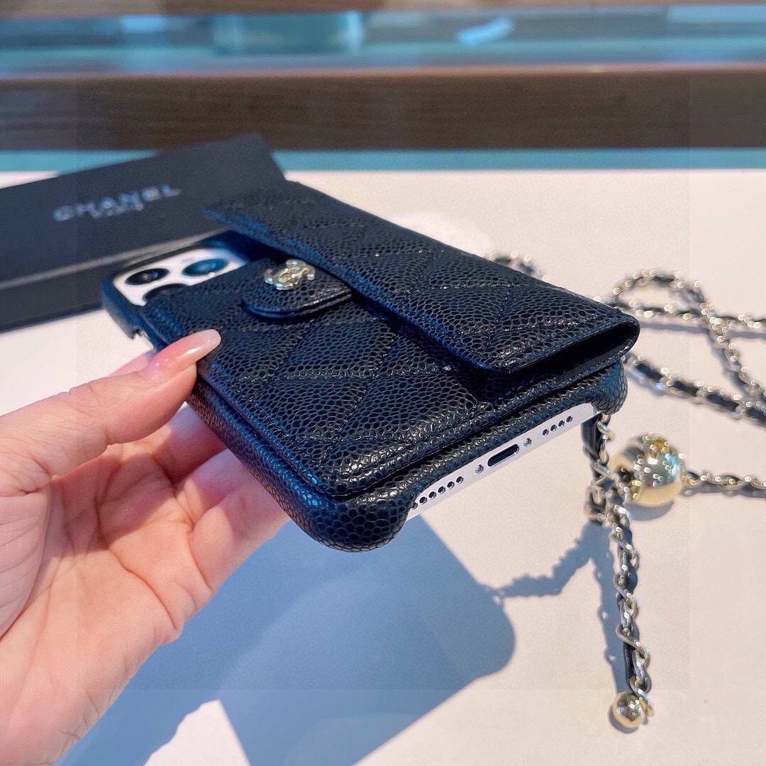 CHANEL シャネル フlipケース ブラック フォールディング クォーツ柄 ロゴプレート ベルトチェーン - 画像 4
