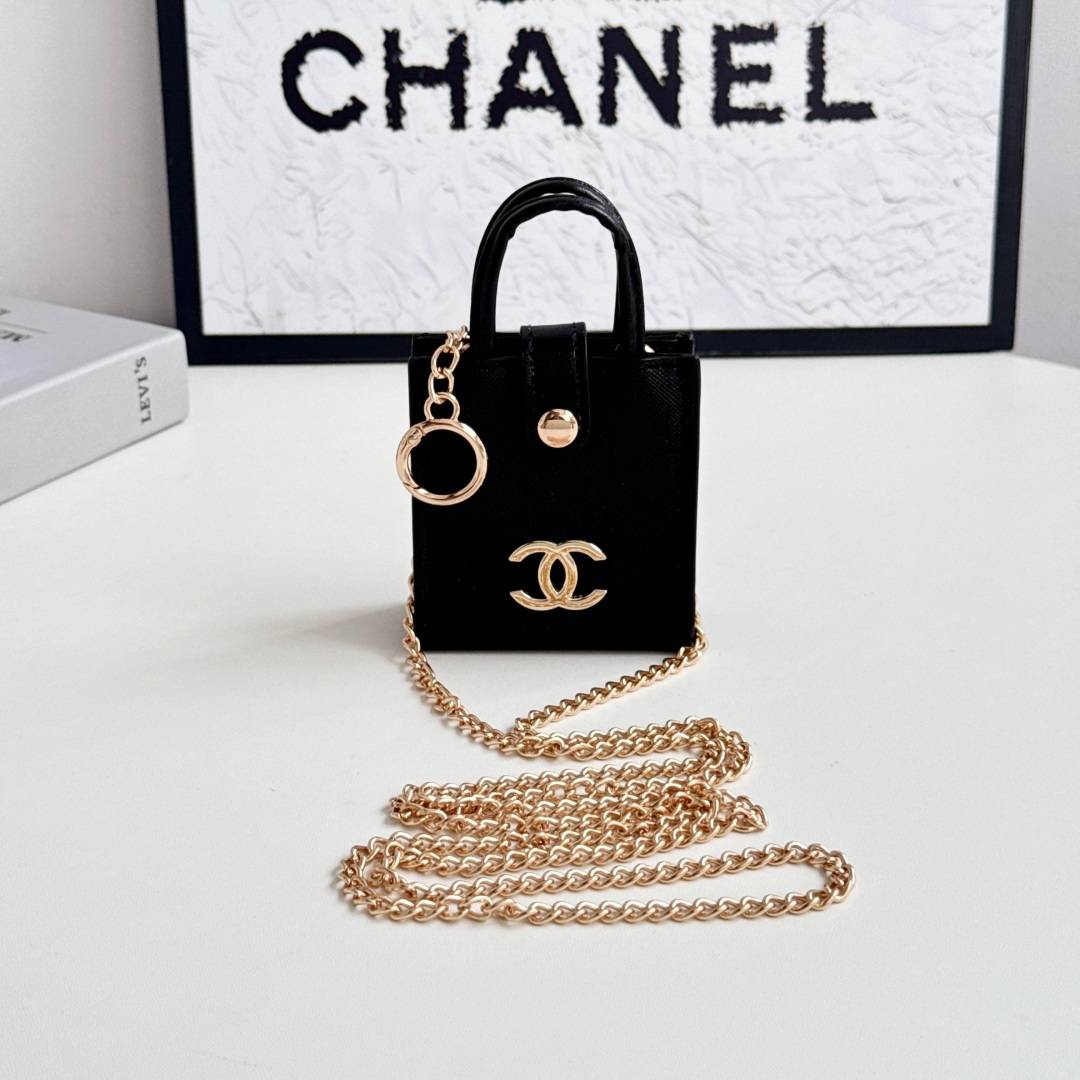 CHANEL シャネル ハンドバッグ ミニバッグ ロゴTシャツ ココマーク プリント ファッション ホワイト ブラック ピンク レッド - 画像 3