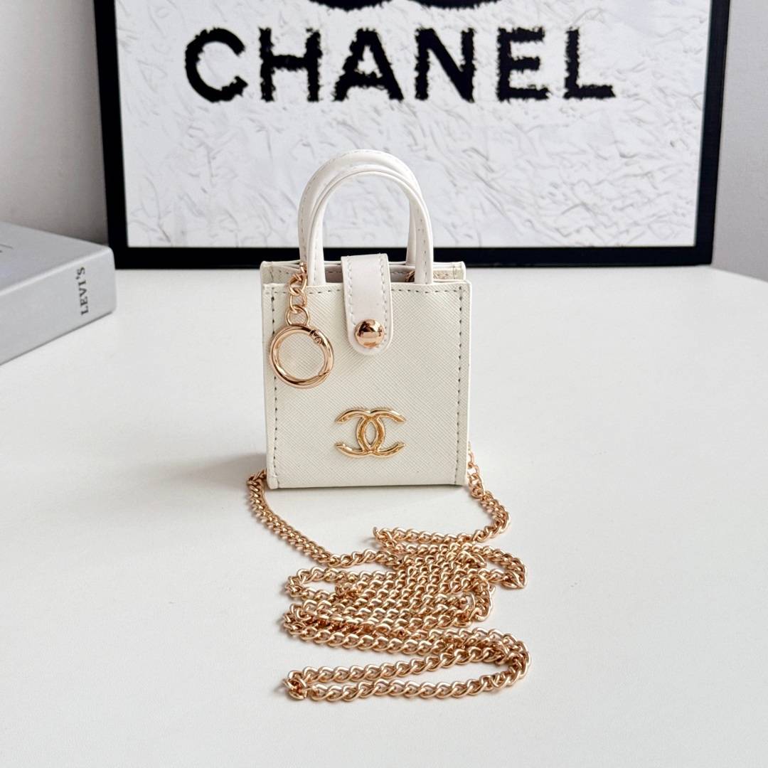 CHANEL シャネル ハンドバッグ ミニバッグ ロゴTシャツ ココマーク プリント ファッション ホワイト ブラック ピンク レッド - 画像 6