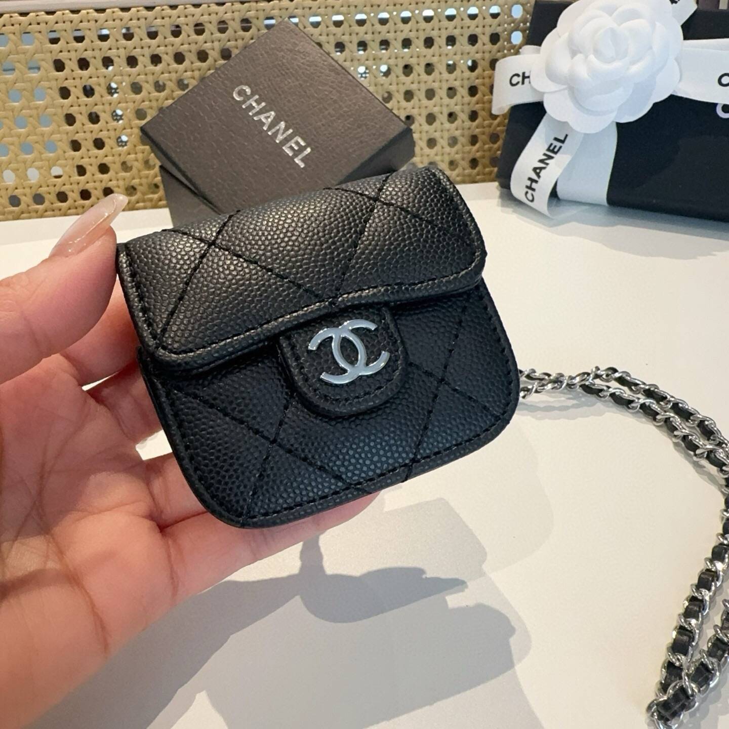 CHANEL シャネル ミニボックス ミニバッグ ロゴTシャツ ココマーク ブラック - 画像 3