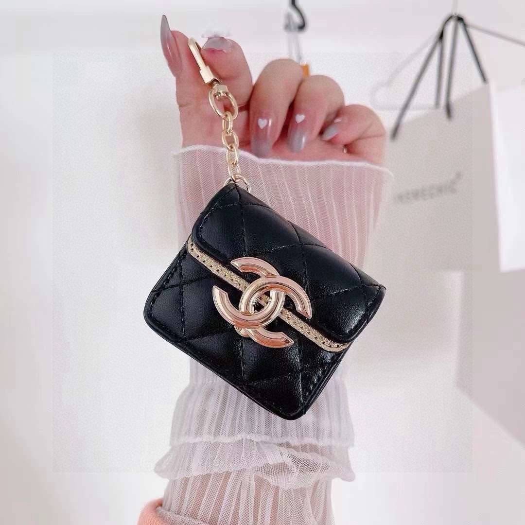 CHANEL シャネル ヘッドフォンケース ミニバッグ チェック柄 ファッション アクセサリー ブラック - 画像 2