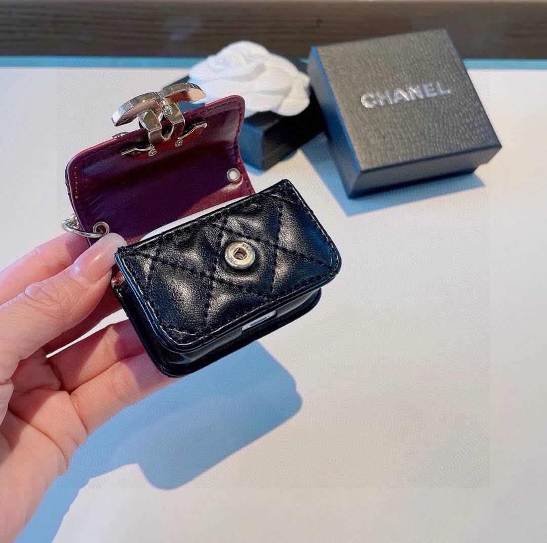 CHANEL シャネル ヘッドフォンケース ミニバッグ チェック柄 ファッション アクセサリー ブラック - 画像 4