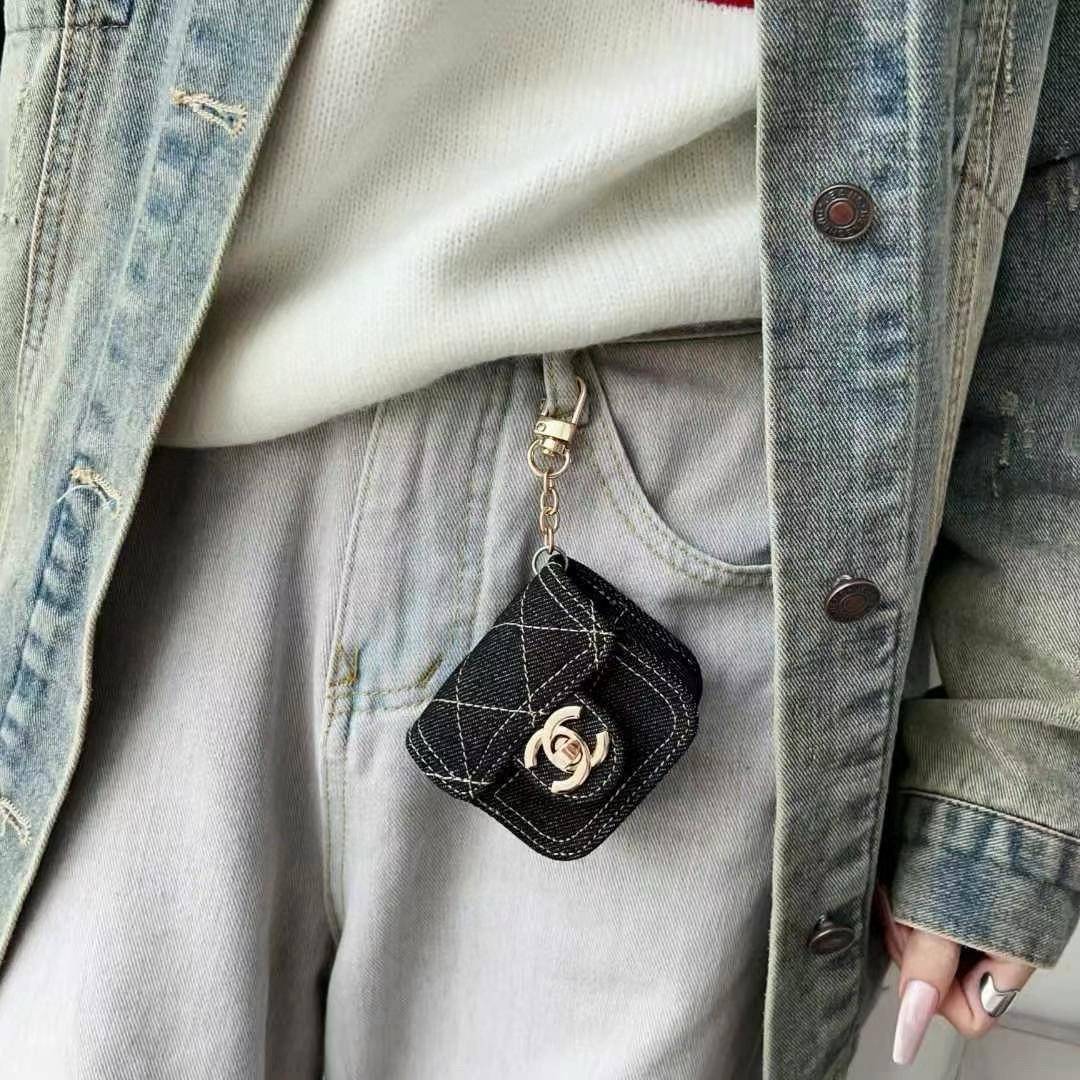 CHANEL シャネル バッグ エアポッドケース ココマーク デニム 黒 ホワイト - 画像 2