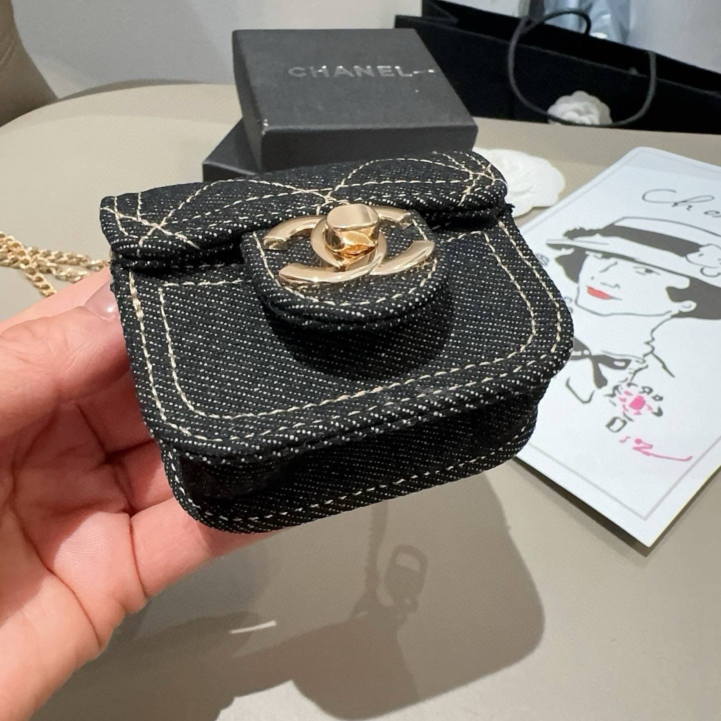 CHANEL シャネル バッグ エアポッドケース ココマーク デニム 黒 ホワイト - 画像 8