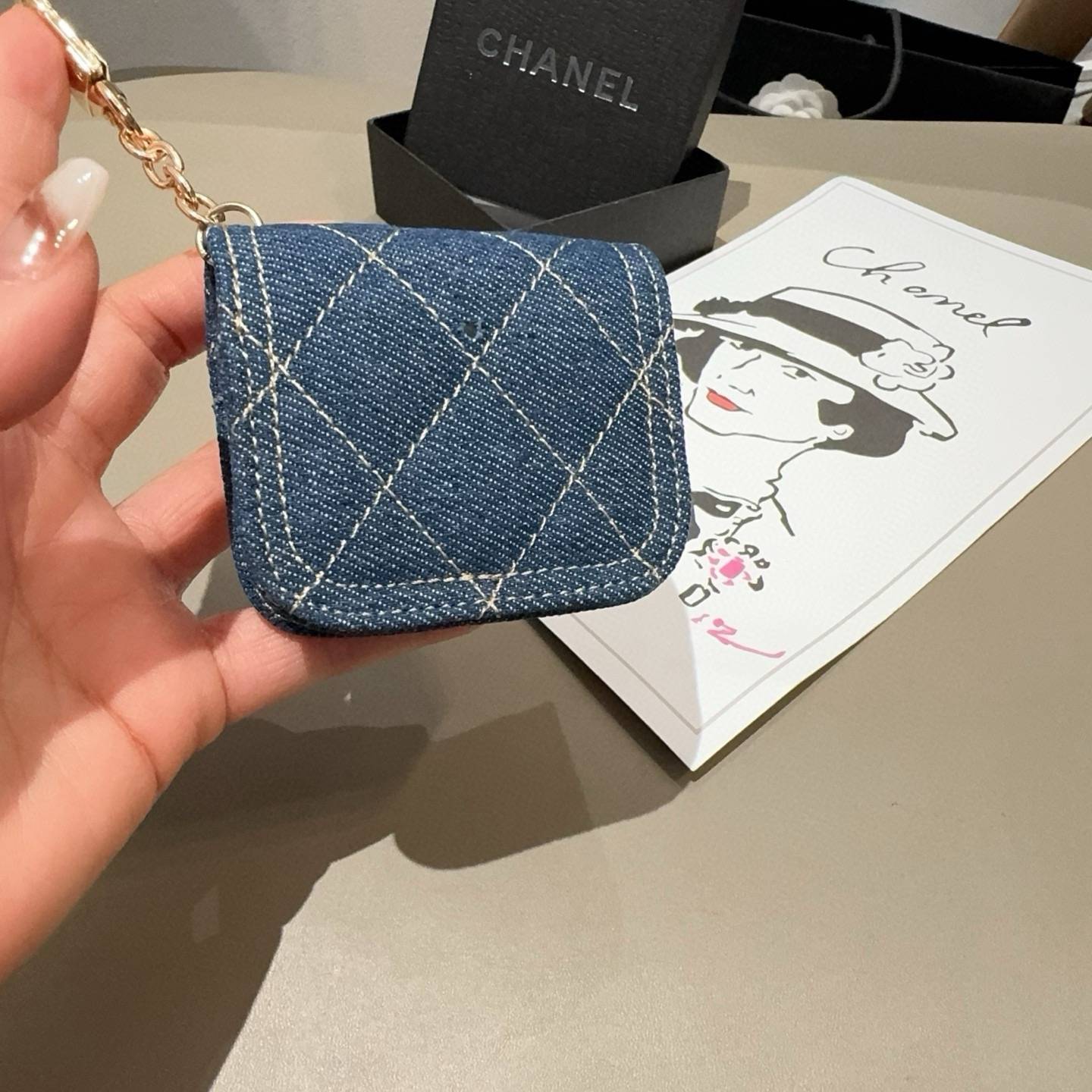CHANEL シャネル オーディオケース デニム ロゴTシャツ ココマーク バイカラー クルーネック ホワイト - 画像 9