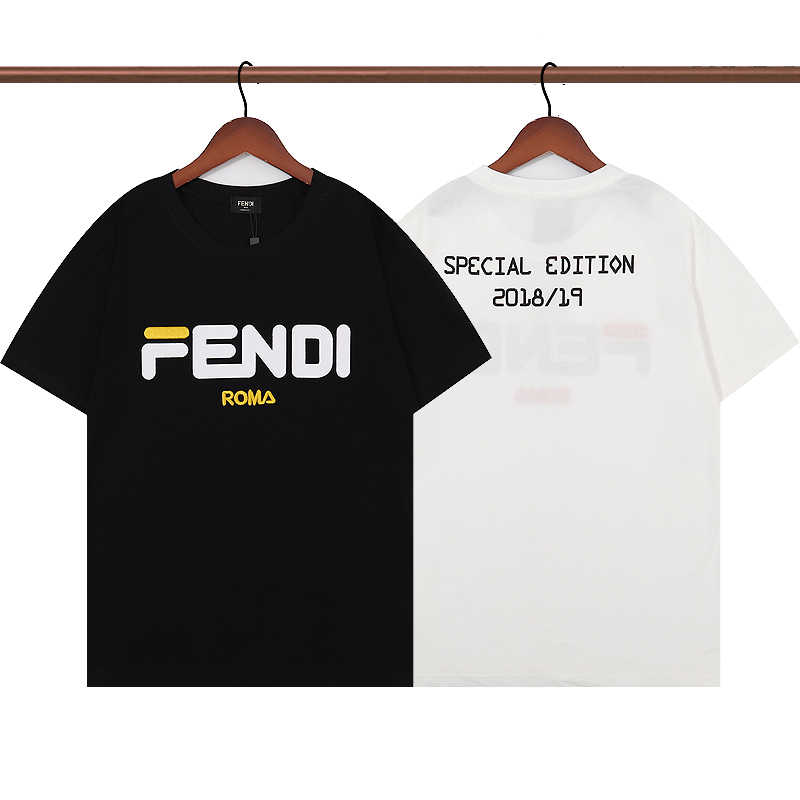 フェンディシャツ　FENDI　クルーネックシャツ　刺繍FENDIROMA　シャツ　半袖シャツ　Ｔ-Shirt　黒　白