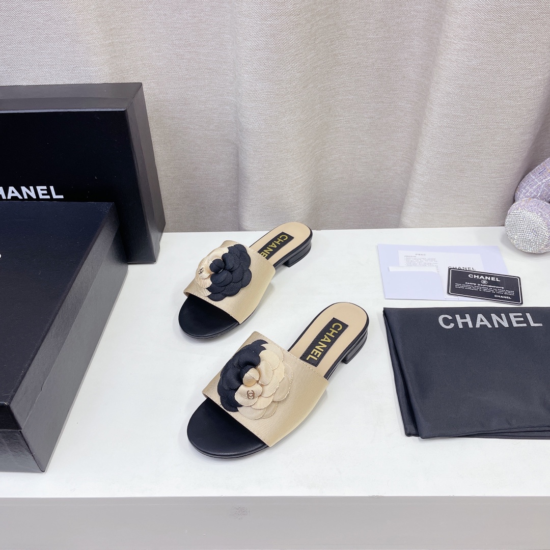 【正規品】新品　CHANEL サンダル スリッパ 靴  レディースCHANEL